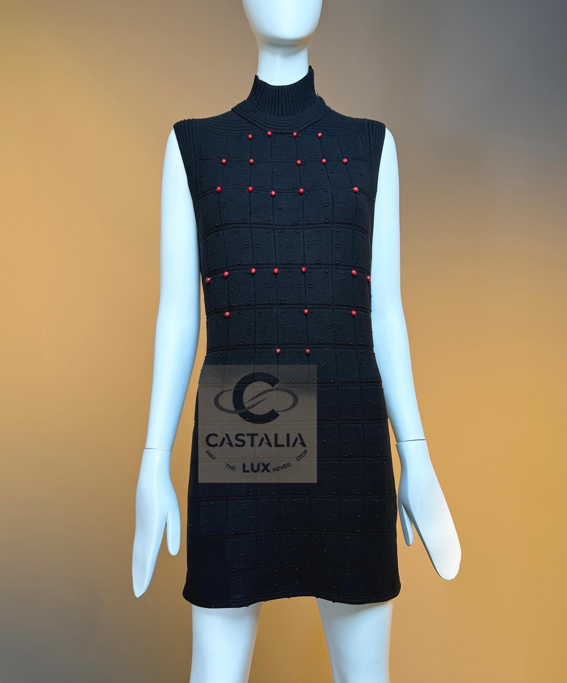 Chanel Paris / Shanghai Vestito nero Jewell 40 FR in vendita 2