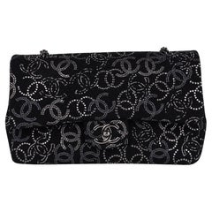 Chanel Paris-Shanghai Pudong Strass verschönerte schwarze Tweed Klappentasche Medium