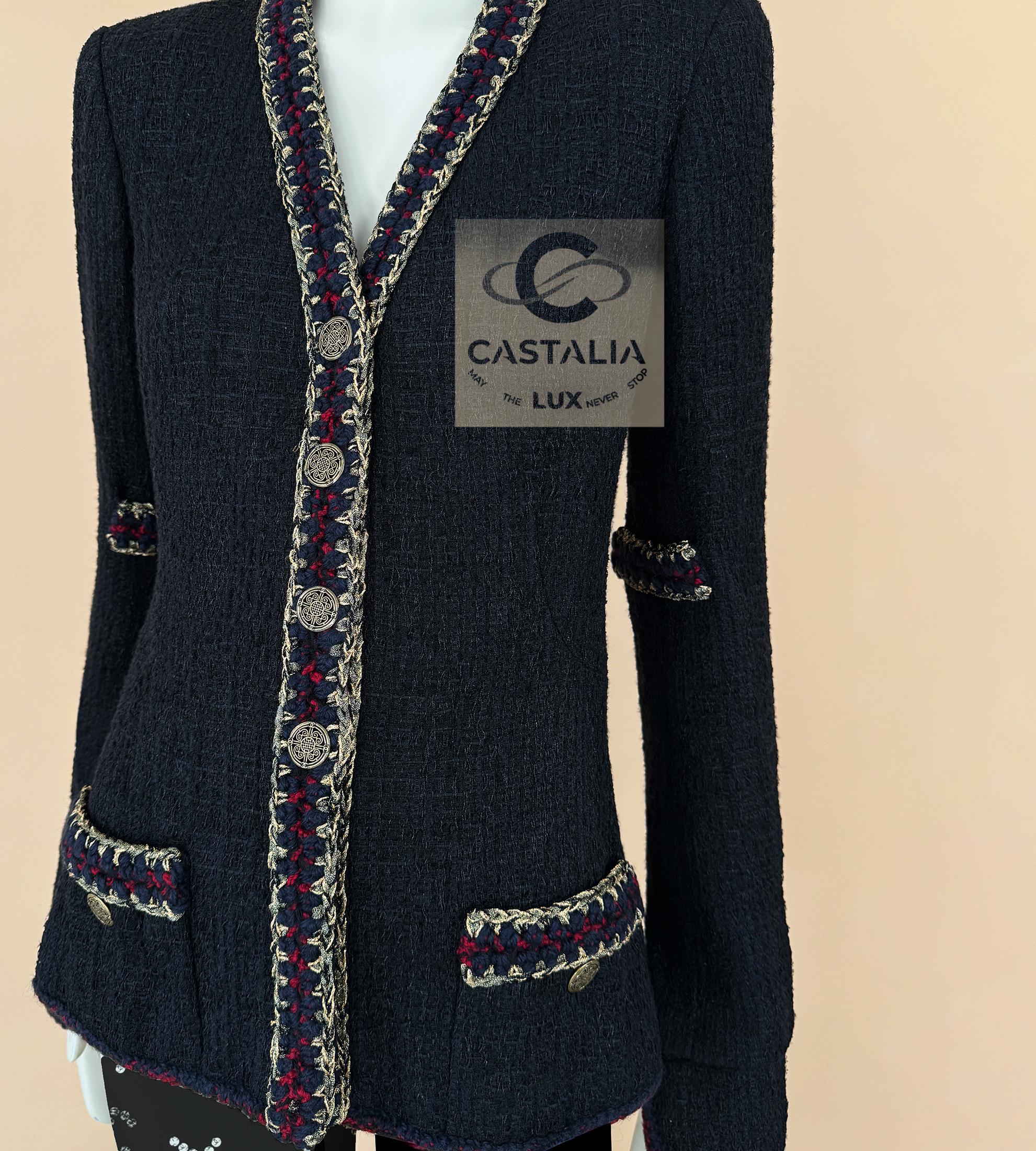 Chanel Paris / Shanghai Statement Giacca in tweed nero 36 FR in vendita 5
