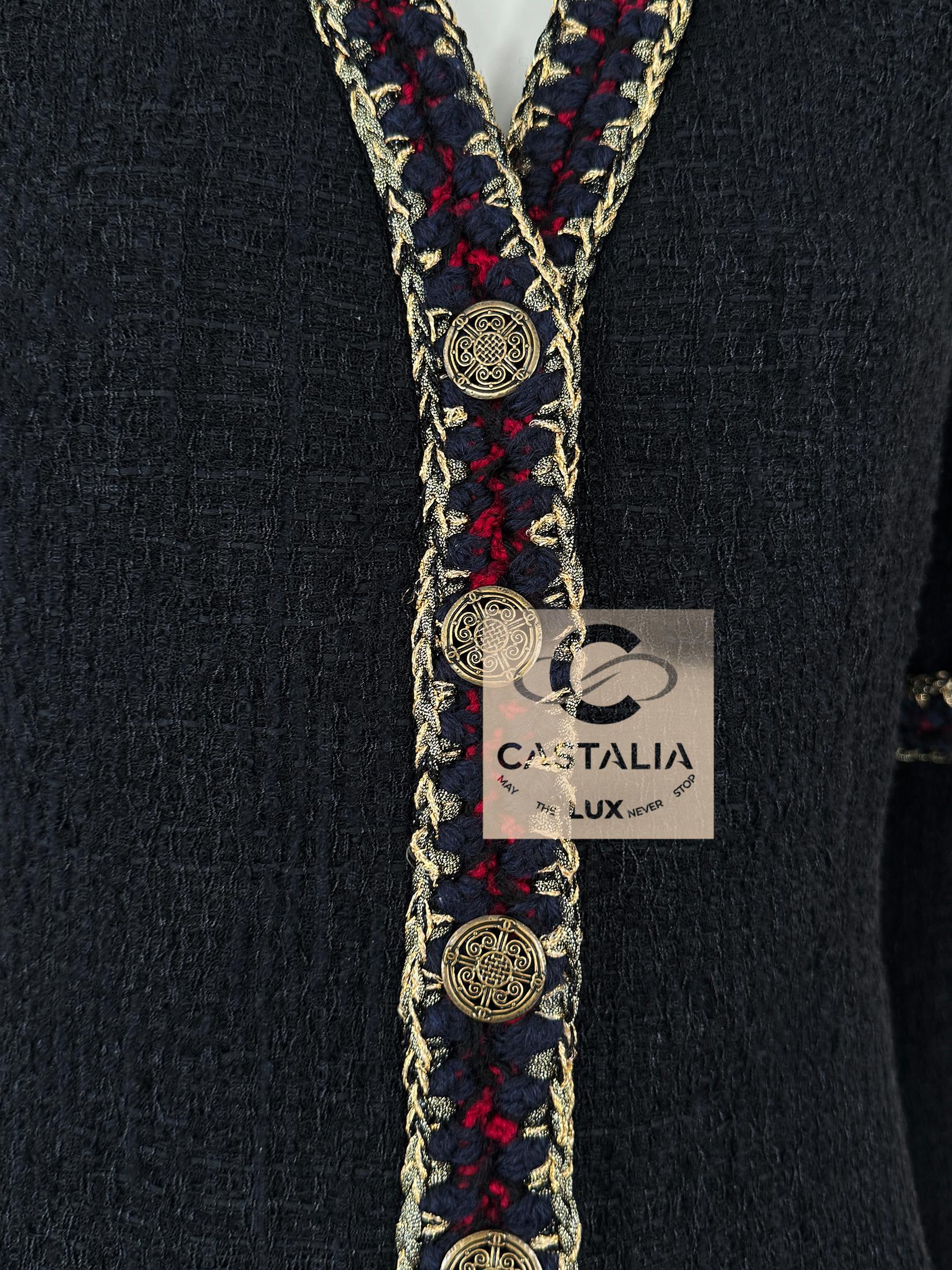 Chanel Paris / Shanghai Statement Giacca in tweed nero 36 FR in vendita 3