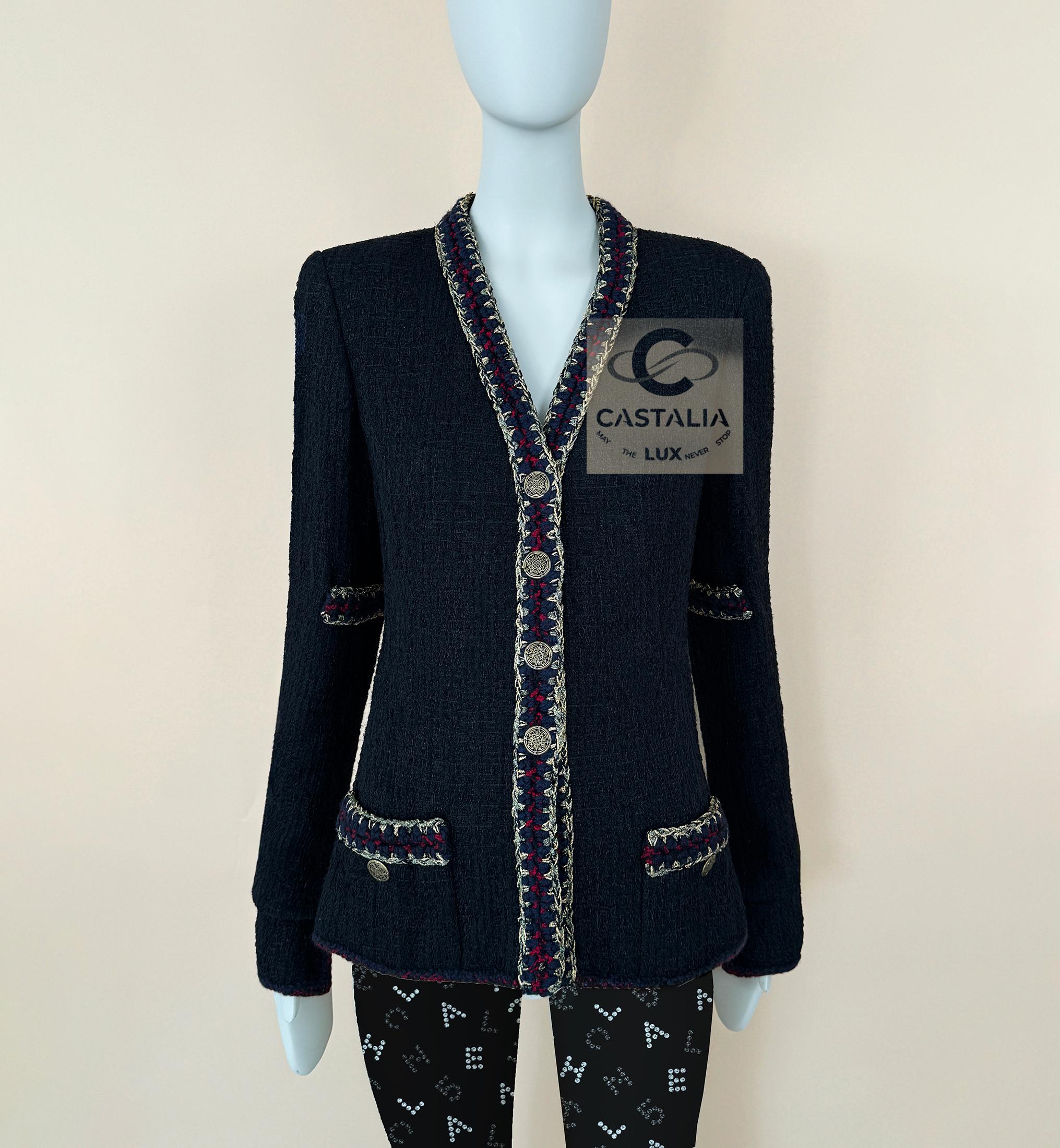 Chanel Paris / Shanghai Statement Giacca in tweed nero 36 FR in vendita 4