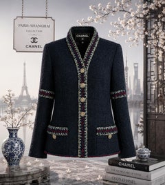 CHANEL Paris / Shanghai Statement Black Tweed Jacket 36 FR