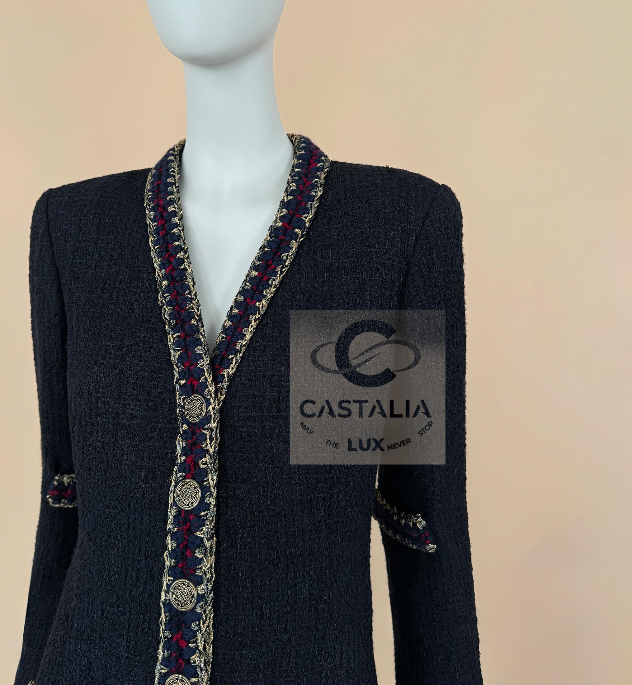 Chanel Paris / Shanghai Statement Giacca in tweed nero 40 FR in vendita 4