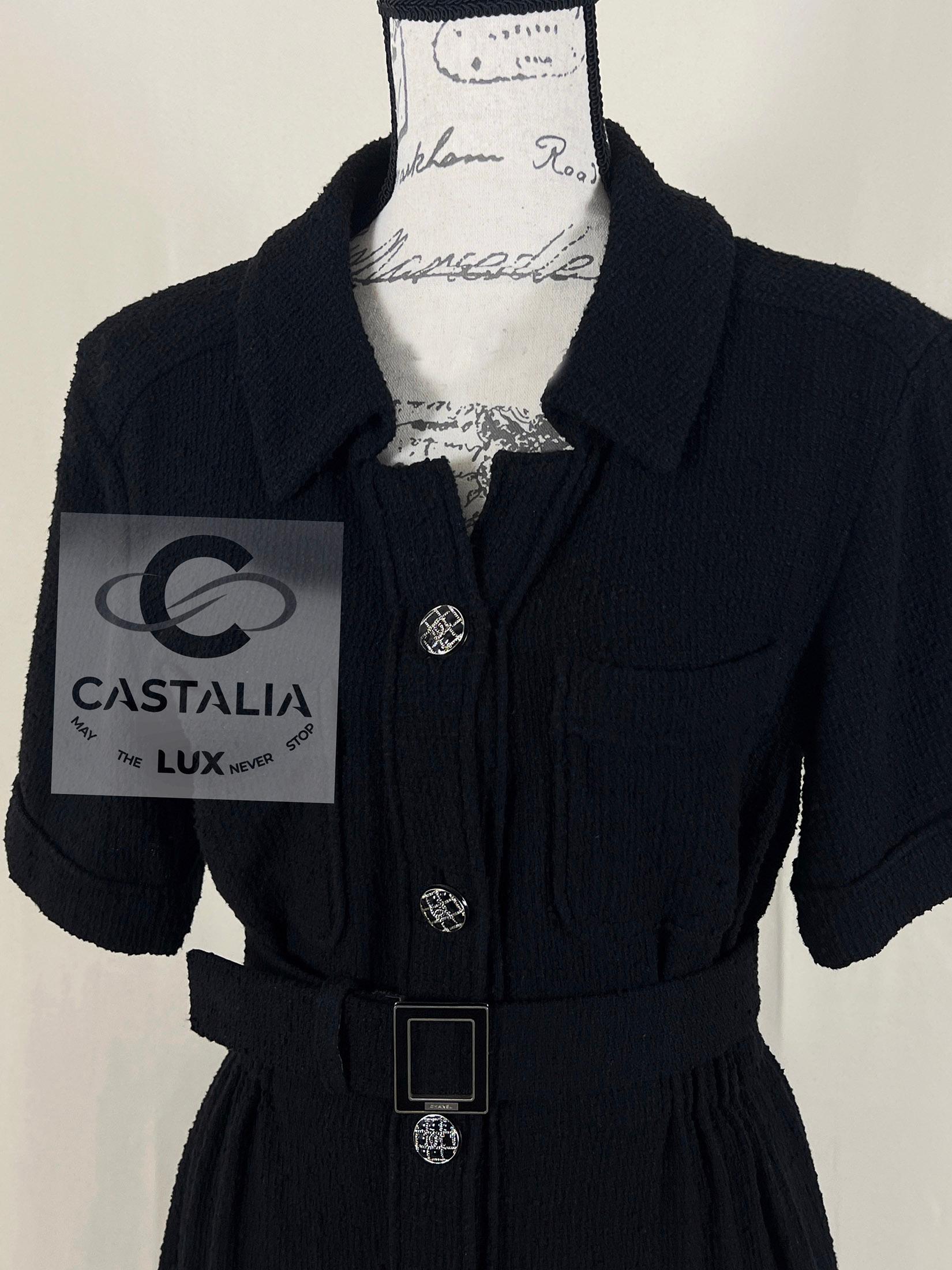 Chanel Paris / Singapore CC Logo Belted Black Tweed Dress 36 FR in vendita 4
