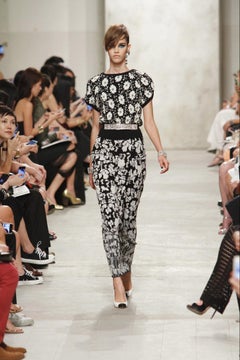 Chanel Paris / Singapore CC Logo Camellias Dress 34 FR