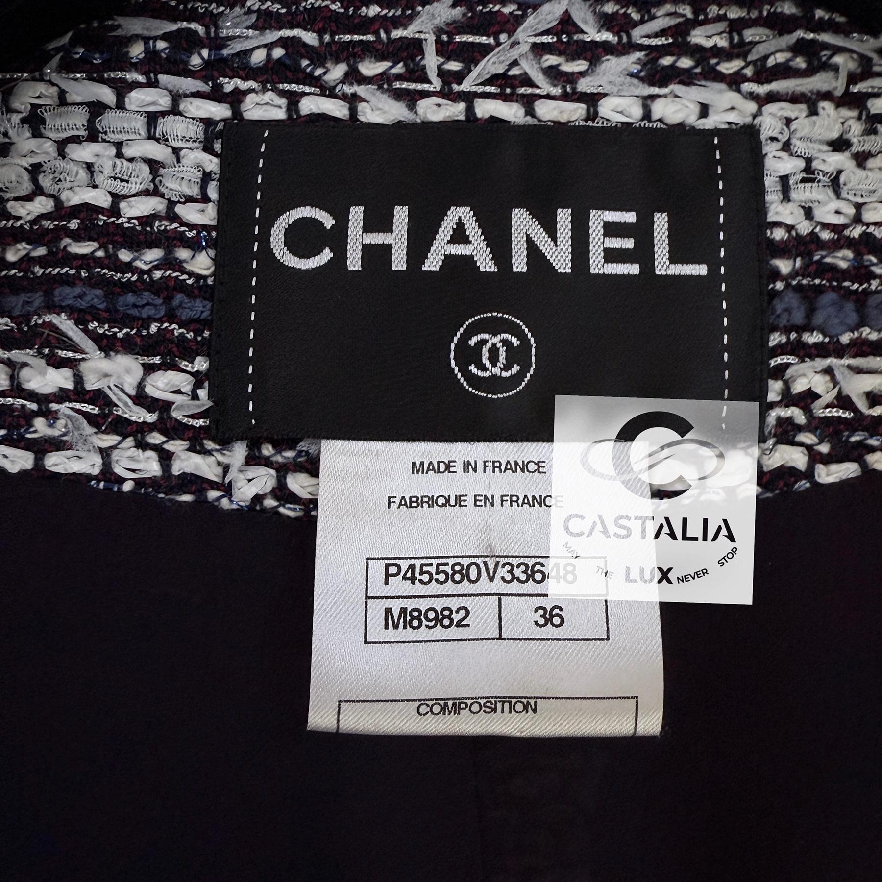 Chanel Paris / Singapore CC Star Buttons Tweed Jacket 36 FR For Sale 9