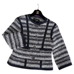 Chanel Paris / Singapur CC Star Buttons Tweed-Jacke 36 FR