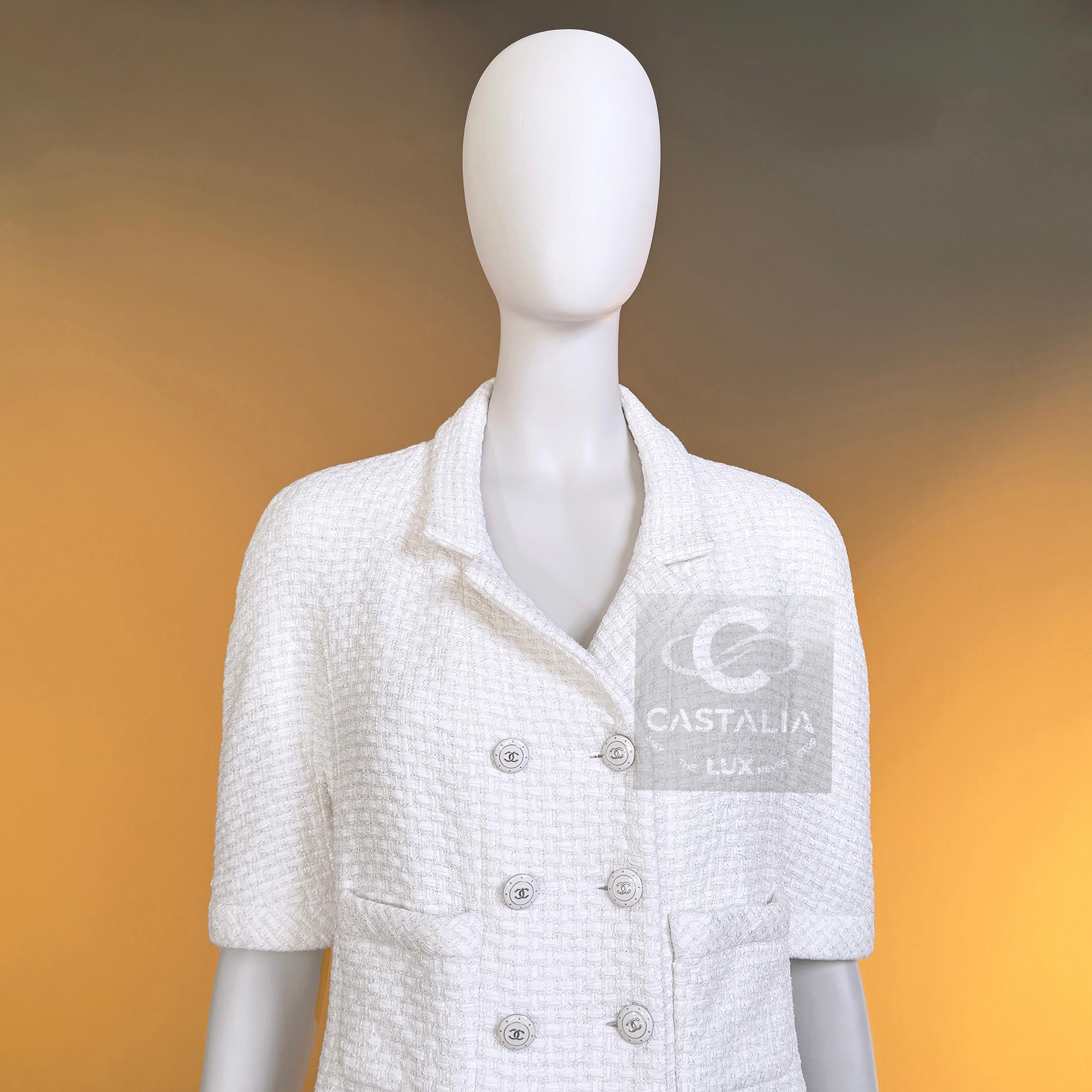 CHANEL Paris / Singapur Iconic Ribbon Tweed Jacke 38 FR im Angebot 3