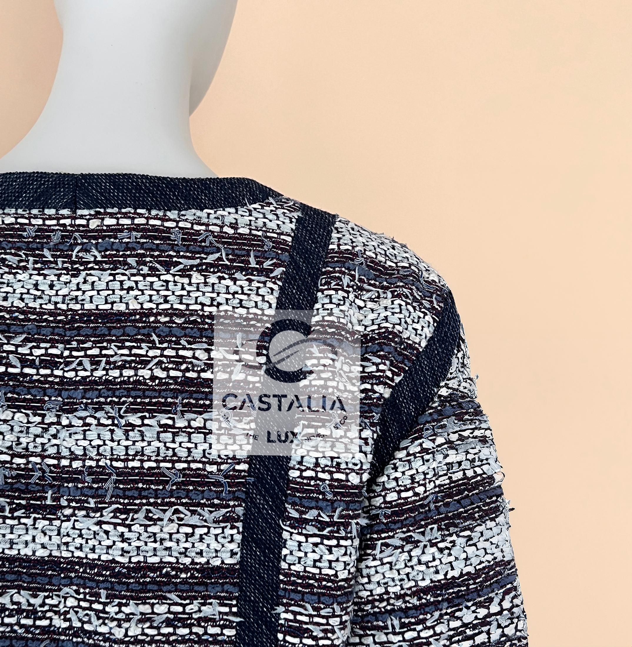 Chanel Paris / Singapour Veste en tweed Lesage 36 FR en vente 8