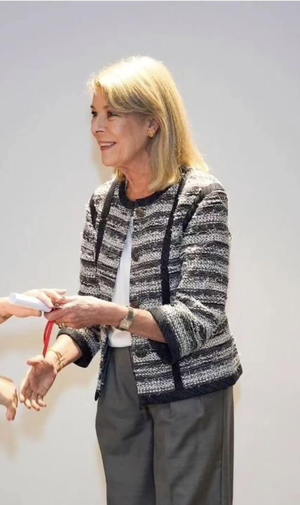 Chanel Paris / Singapour Veste en tweed Lesage 36 FR Neuf - En vente à Dubai, AE