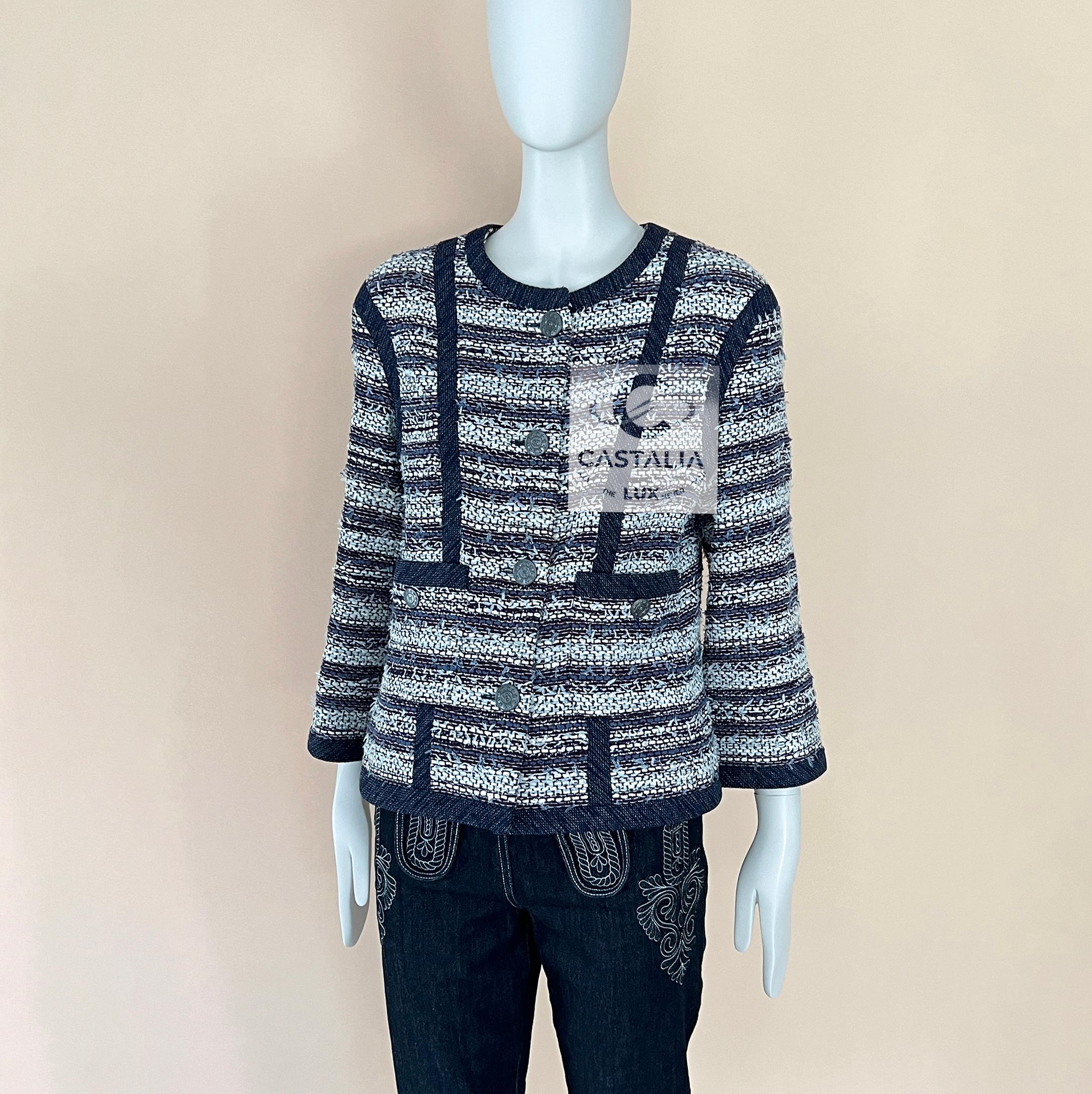 Chanel Paris / Singapour Veste en tweed Lesage 36 FR en vente 1