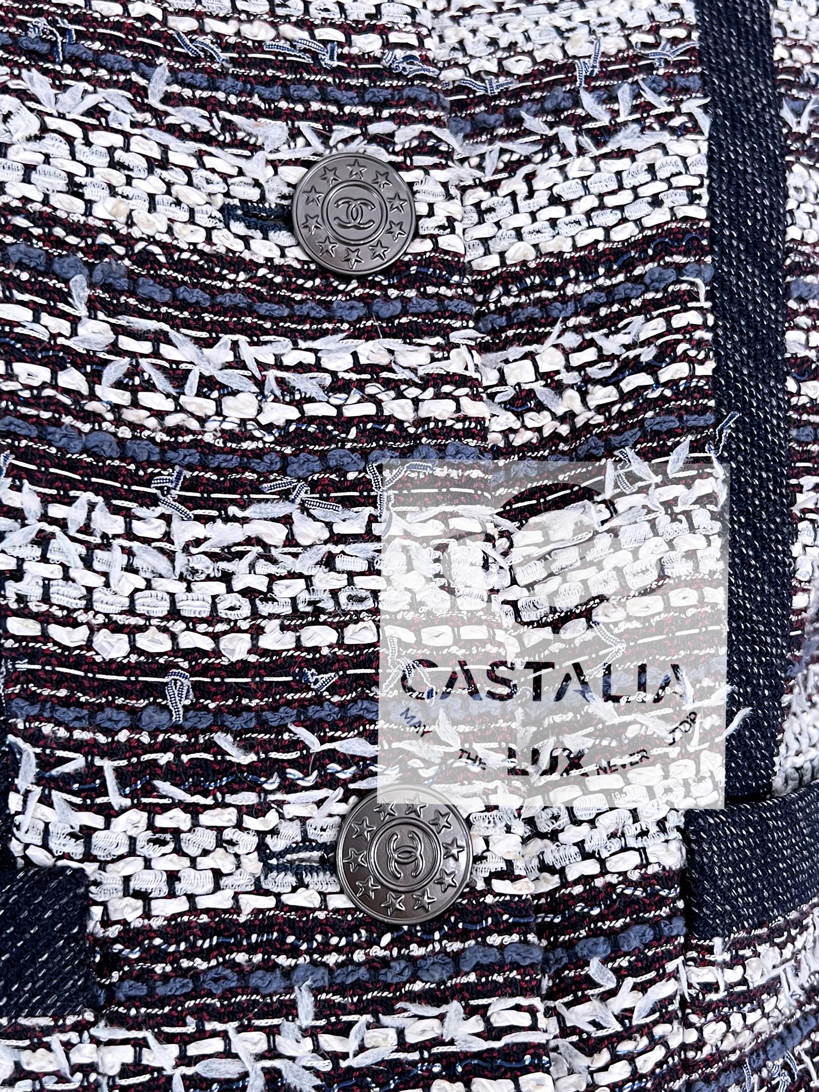 Chanel Paris / Singapour Veste en tweed Lesage 36 FR en vente 6