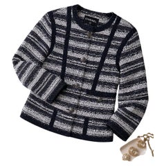 CHANEL Paris / Singapore Lesage Tweed Jacket 36 FR