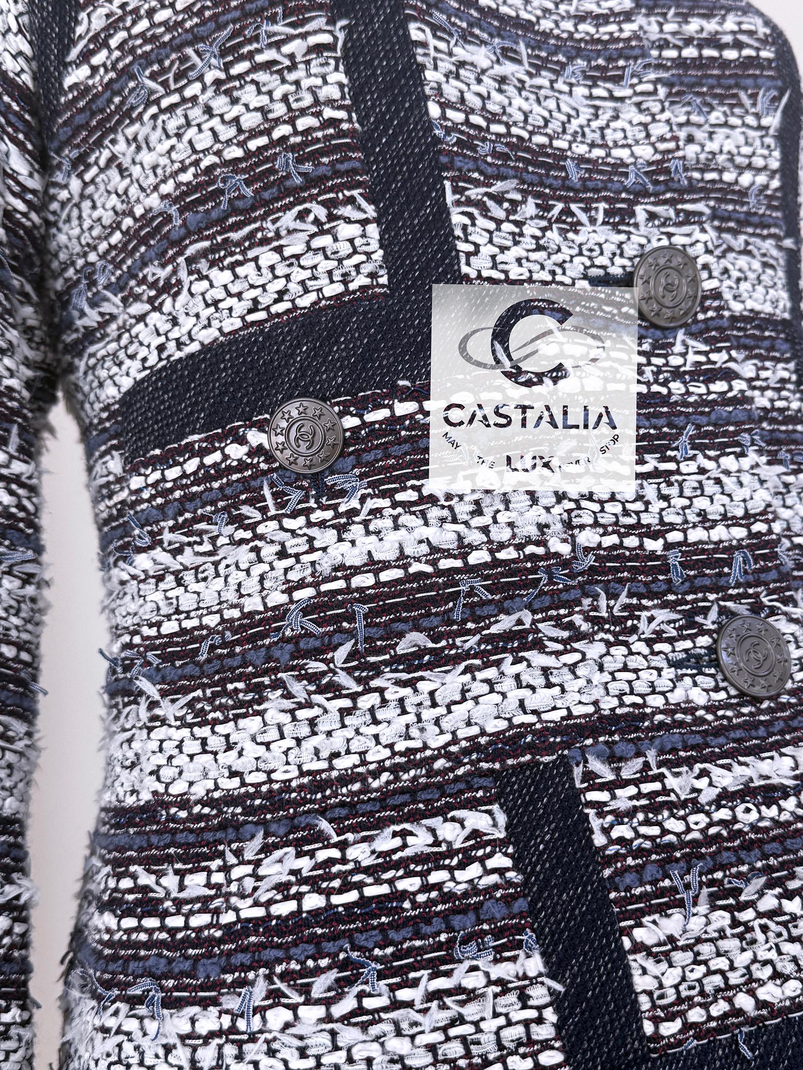 CHANEL París / Singapur Chaqueta de tweed Lesage 38 FR en venta 3