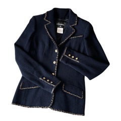 Chanel Paris / Venice Iconic Navy CC Buttons Tweed Jacket 40 FR