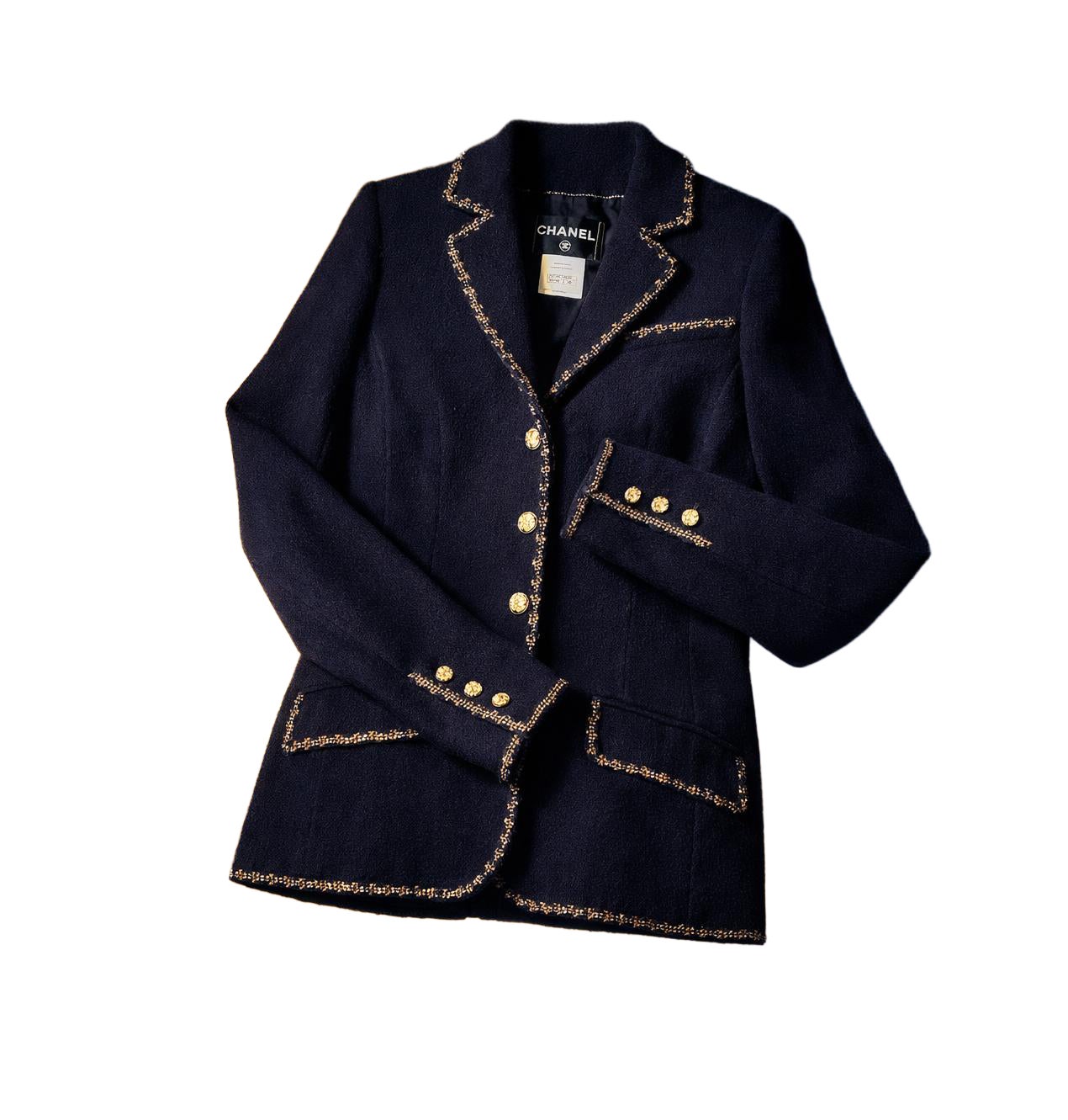 CHANEL Paris / Venice Iconic Navy CC Buttons Tweed Jacket 40 FR