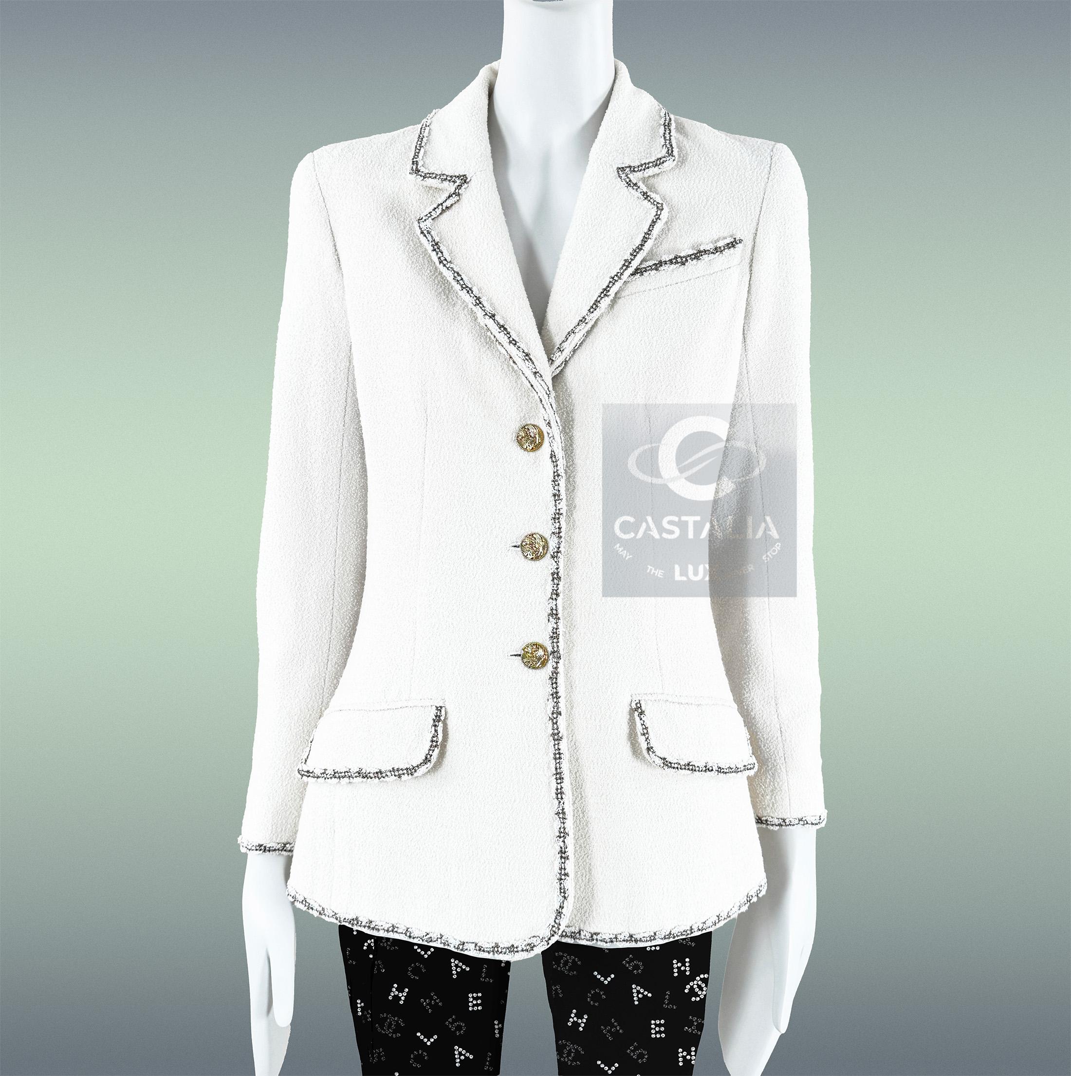 Chanel Paris / Venedig legendäre Ecru Tweed Jacke 36 FR im Angebot 1