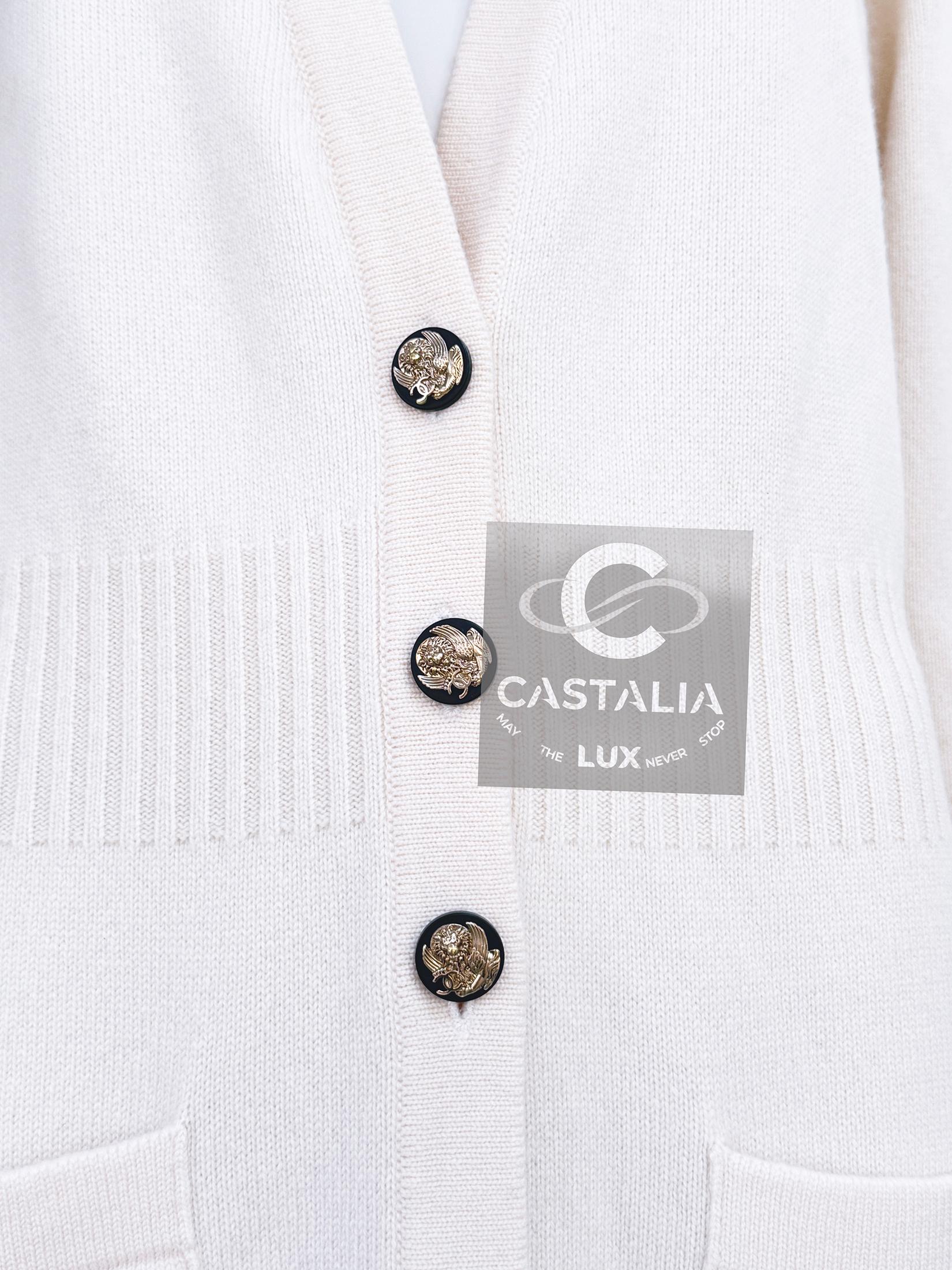 Chanel Paris / Venice New Ecru Cashmere Cardi Coat 46 FR For Sale 2
