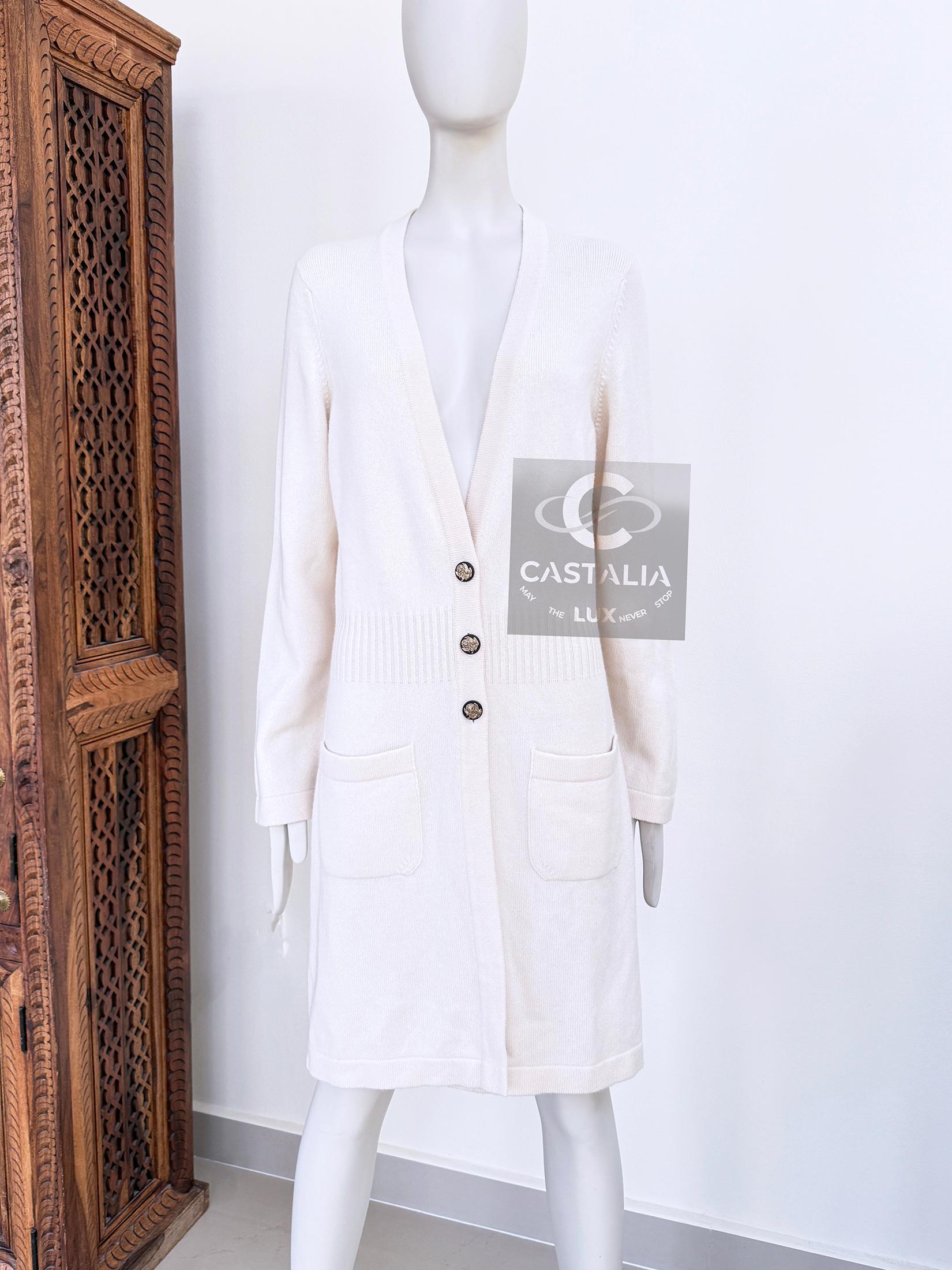 Chanel Paris / Venice New Ecru Cashmere Cardi Coat 46 FR For Sale 4