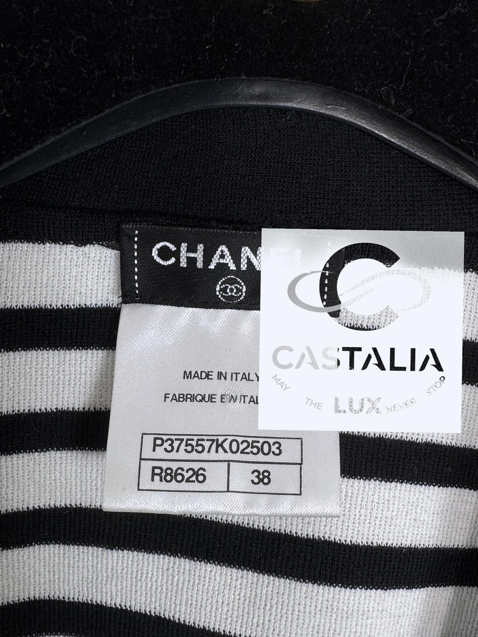 Cardigan a righe marittime di Chanel Paris / Venice Rare  38 FR in vendita 7