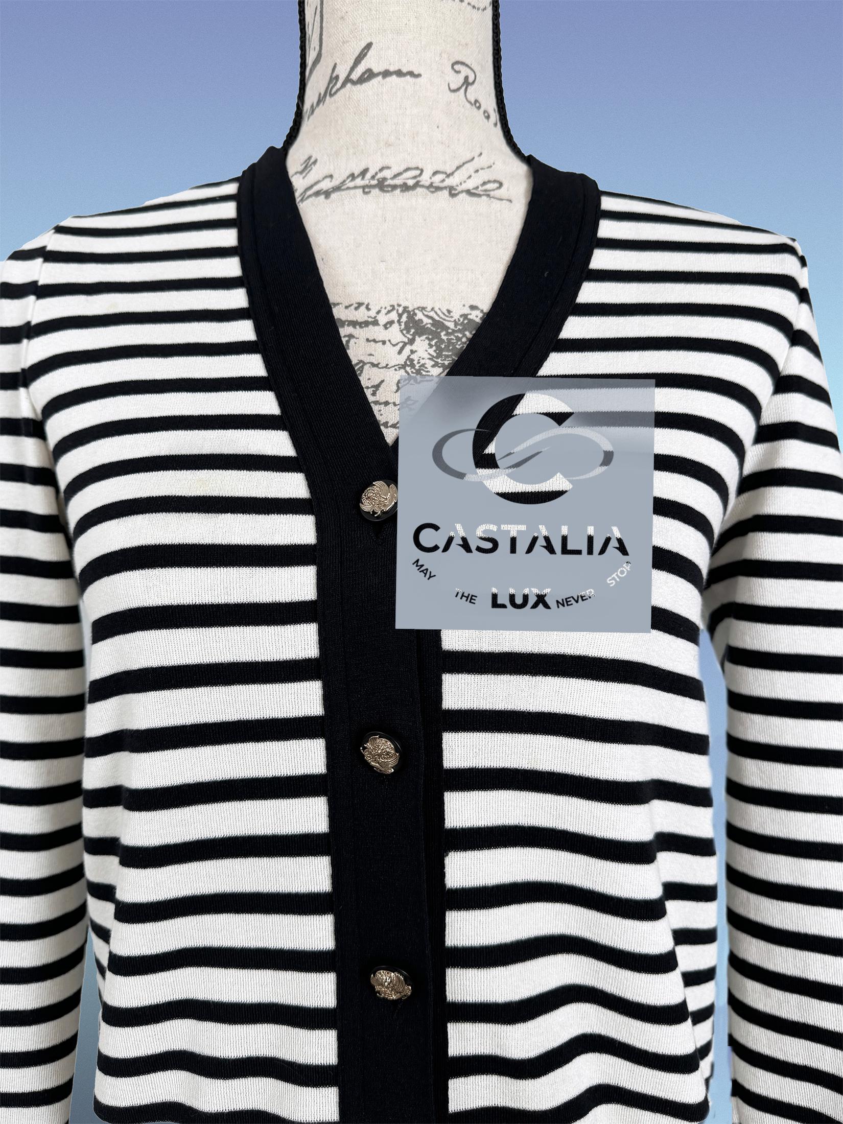 Cardigan a righe marittime di Chanel Paris / Venice Rare  38 FR in vendita 2