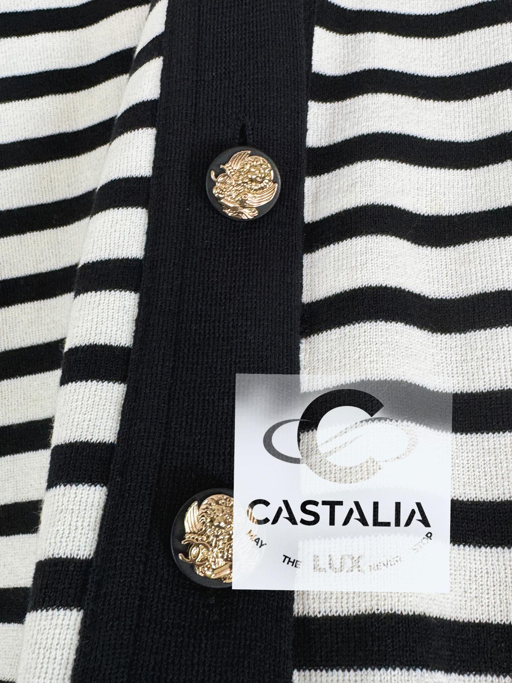 Cardigan a righe marittime di Chanel Paris / Venice Rare  38 FR in vendita 4