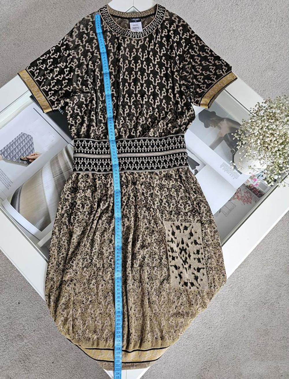 Chanel Paris / Venice Runway Belted Shimmering Dress For Sale 4