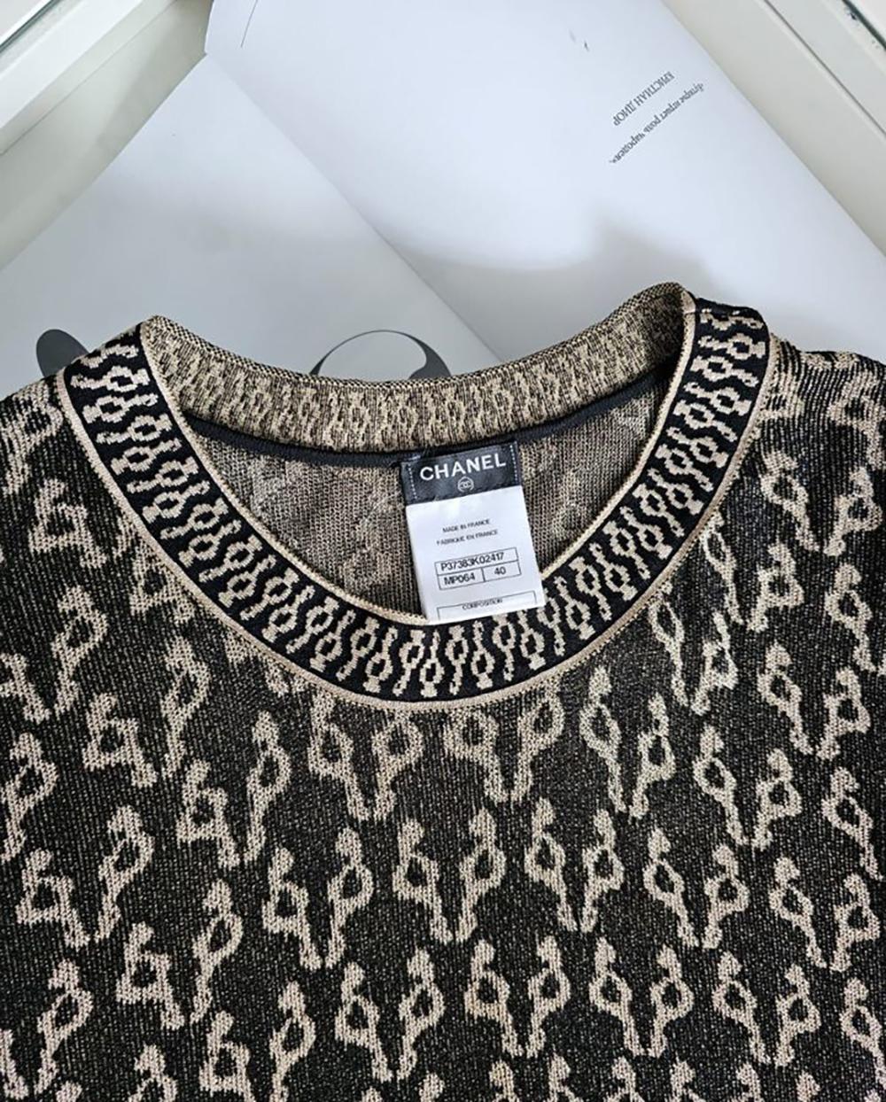 Chanel Paris / Venedig Laufsteg Schimmerndes Kleid mit Gürtel im Angebot 5