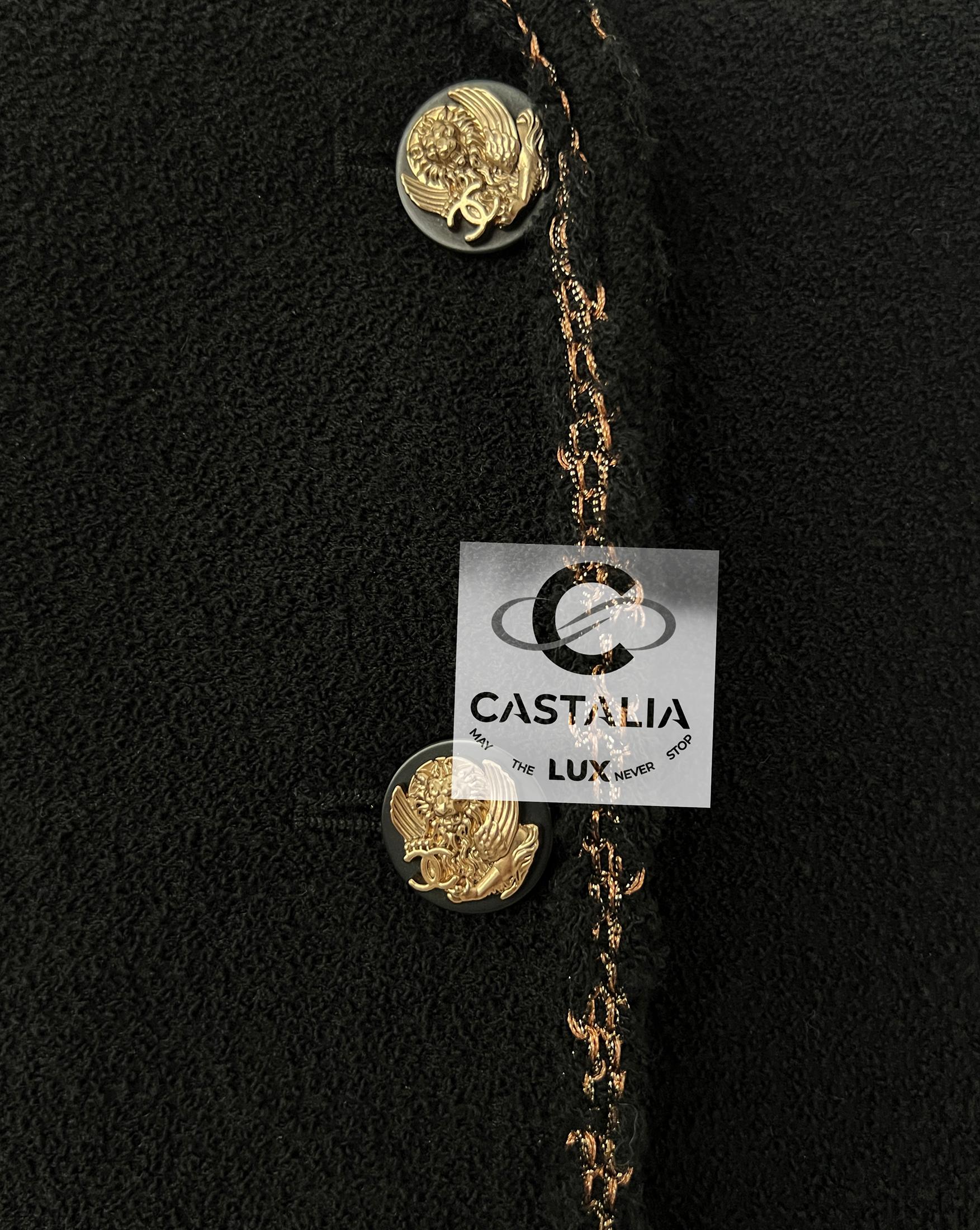 Chanel Paris / VENICE Statement Black Tweed Jacket 38 FR For Sale 10