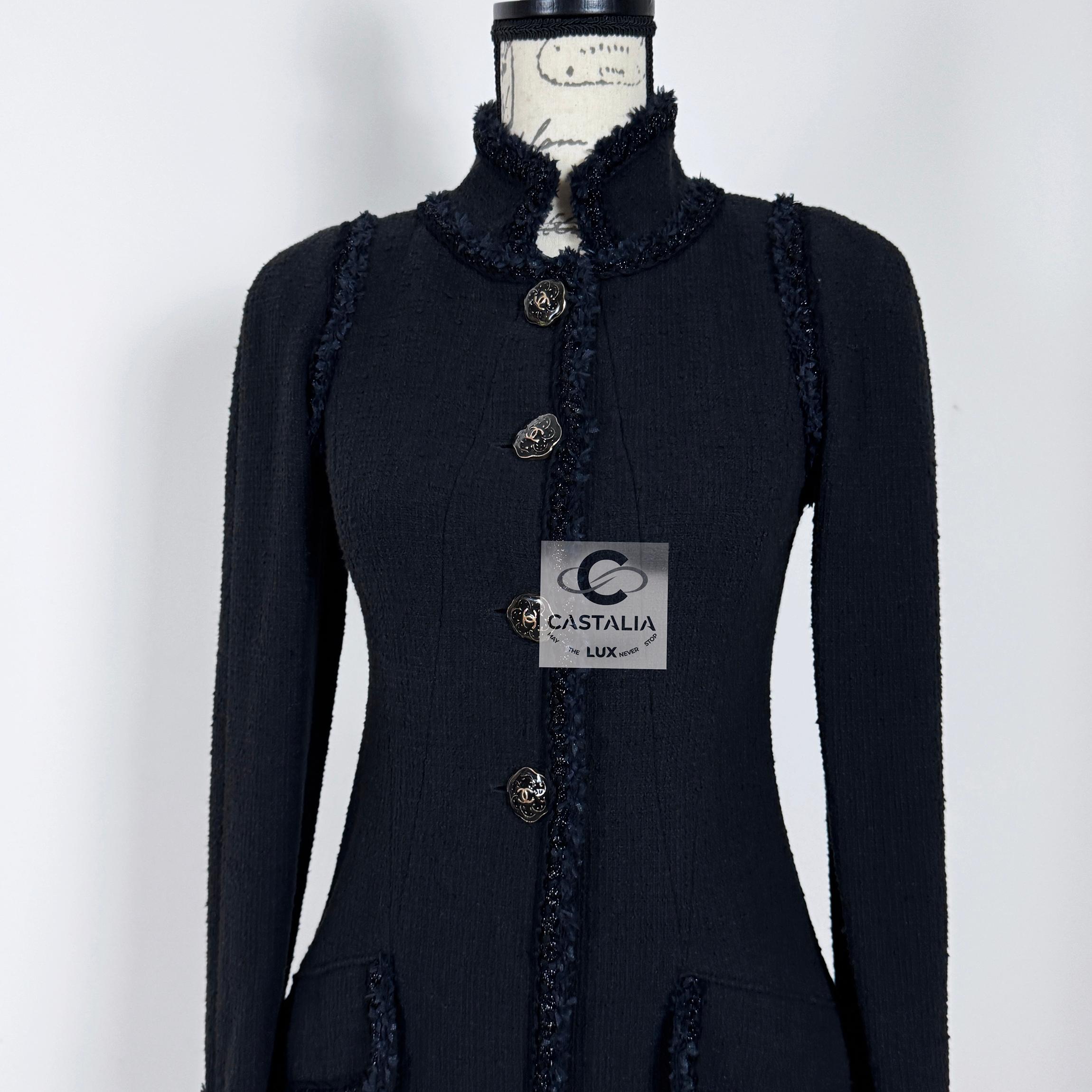 Femenino o masculino Chanel París / Versalles Barroco Reverie Chaqueta de tweed negro 40 FR en venta