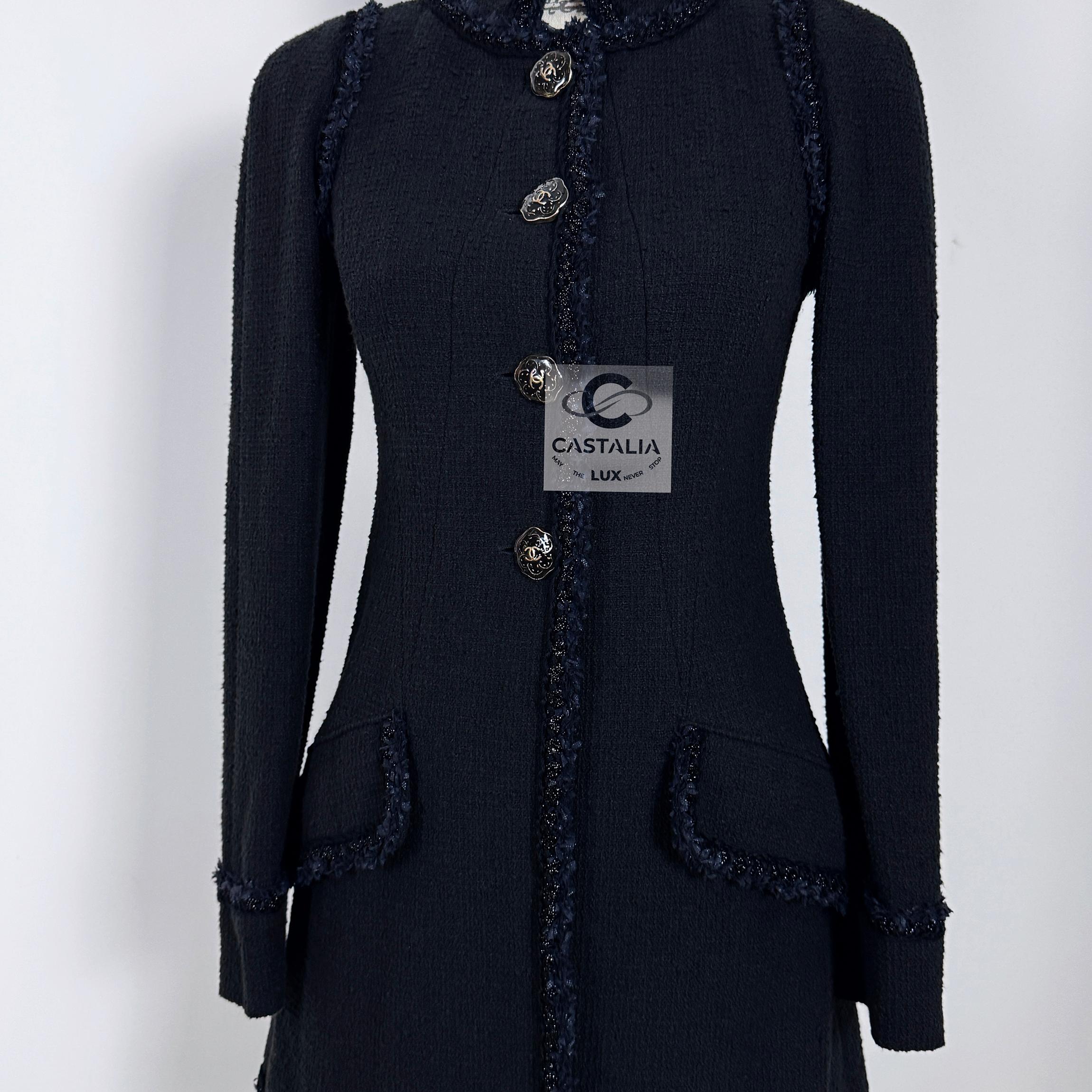 Chanel París / Versalles Barroco Reverie Chaqueta de tweed negro 40 FR en venta 4
