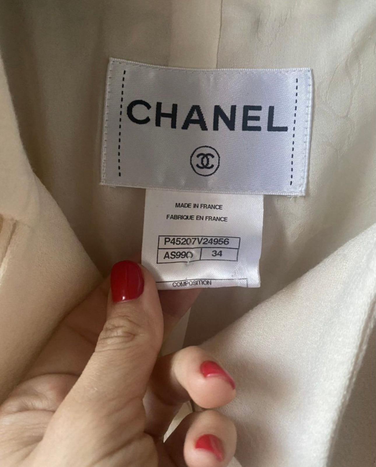 Chanel Paris / Versailles Baroque Style Tweed Jacket For Sale 5