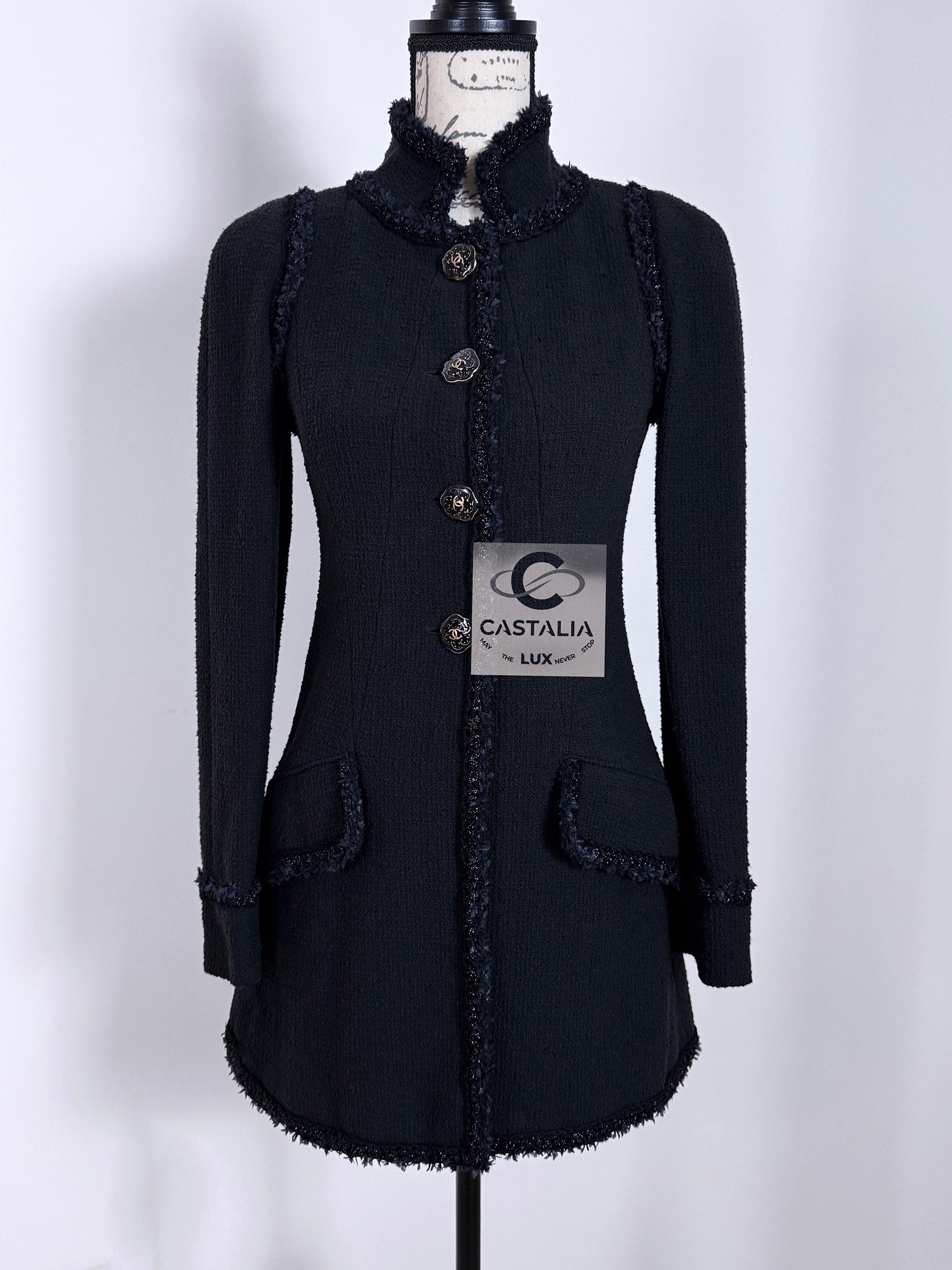 CHANEL Paris / Versailles Iconic Schwarz Tweed Jacke 42 FR im Angebot 10