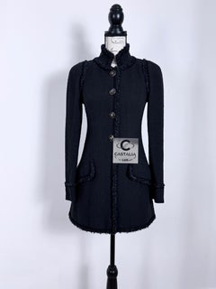 CHANEL Paris / Versailles Iconic Black Tweed Jacket 42 FR