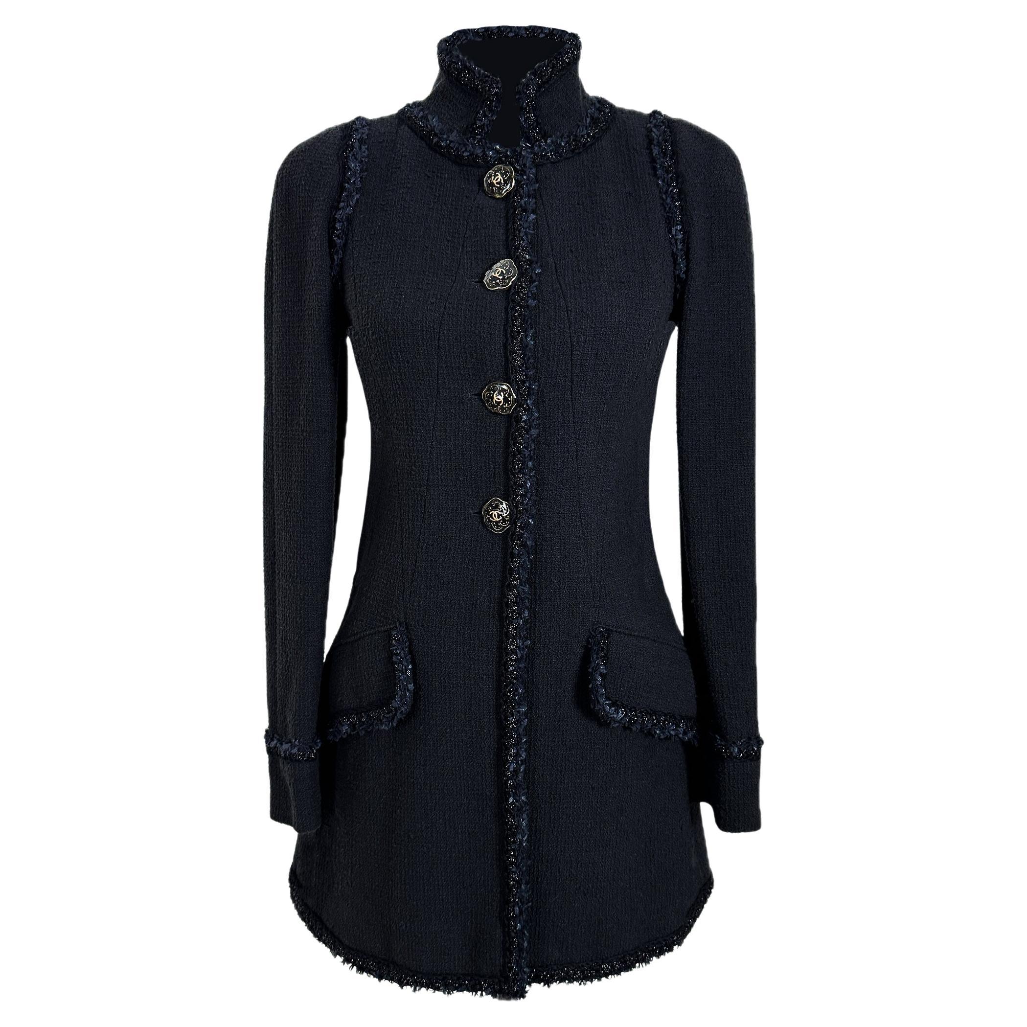 CHANEL Paris / Versailles Iconic Black Tweed Jacket 42 FR