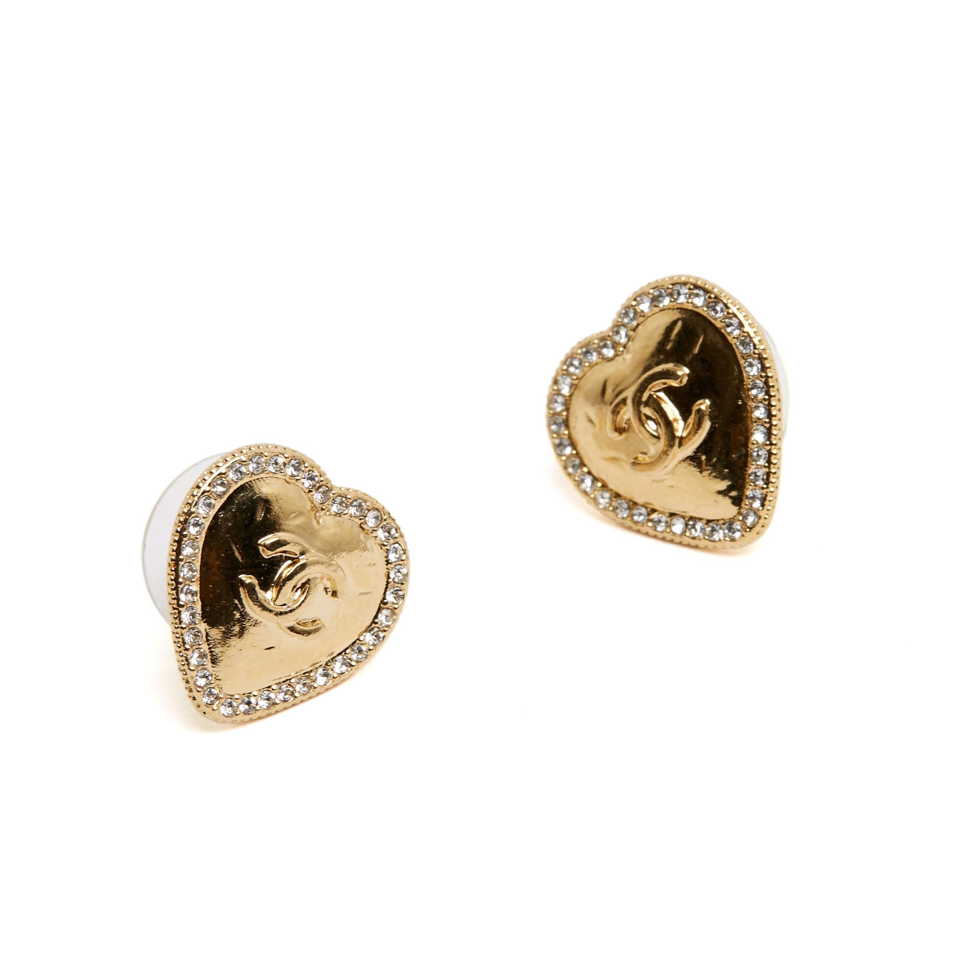 Chanel Parure Collier Sautoir et Boucles 2024 Collar de cadena corazón y juego de tachuelas en venta 3