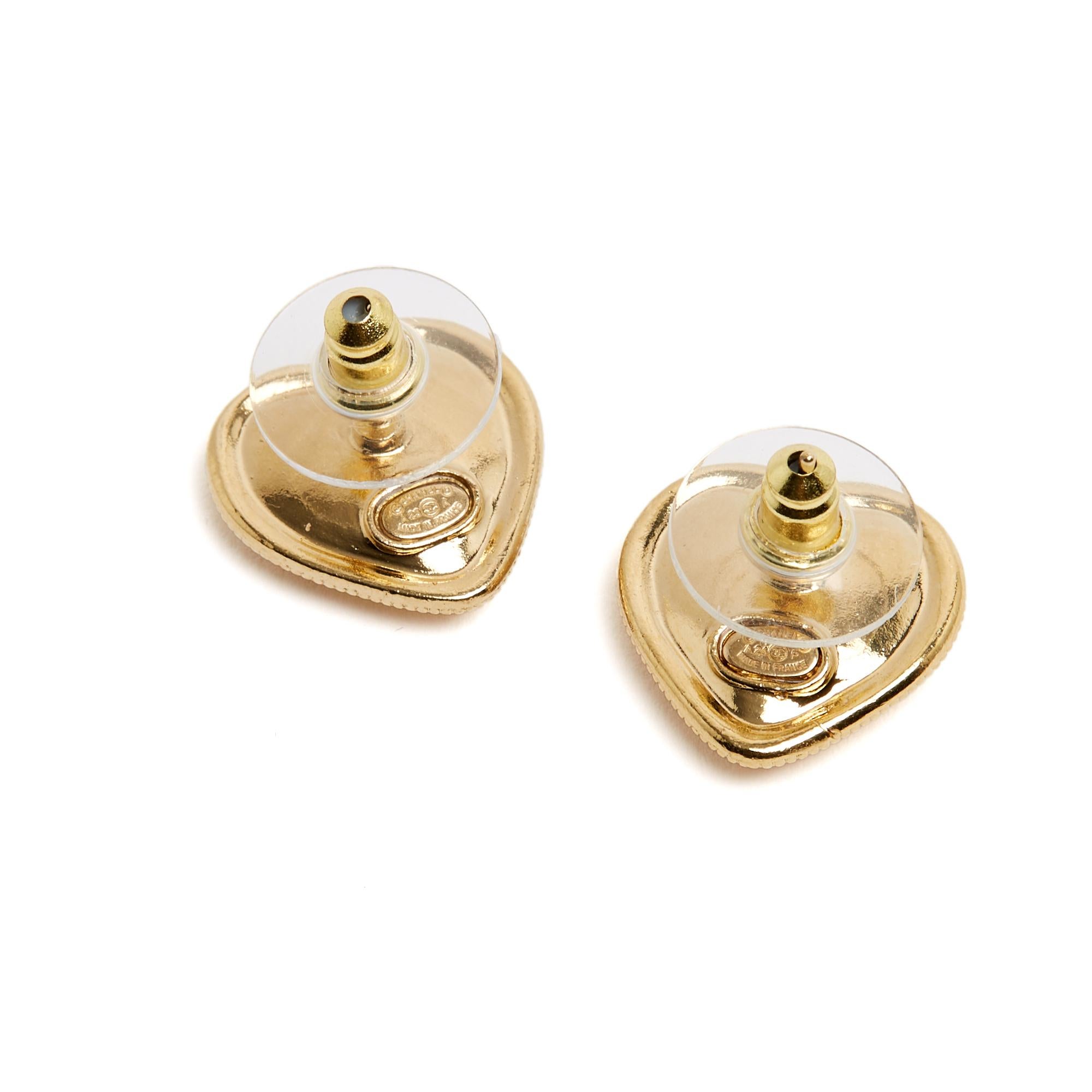 Chanel Parure Collier Sautoir et Boucles 2024 Collar de cadena corazón y juego de tachuelas en venta 4