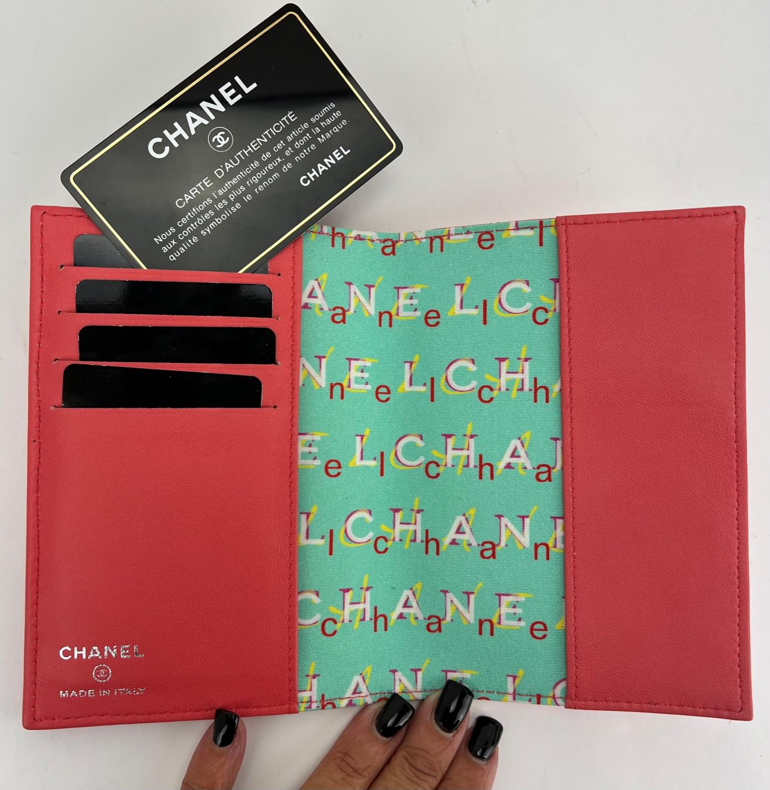 Pre-Owned  100% Authentic
CHANEL Quilted Lambskin Passport Holder 
RATING: B...Very Good, well maintained,
shows minor signs of wear
MATERIAL: lambskin leather
COLOR: coral  
CLOSURE: none
EXTERIOR: tiny tiny wear on 2 corners
ODOR: no
HARDWARE: