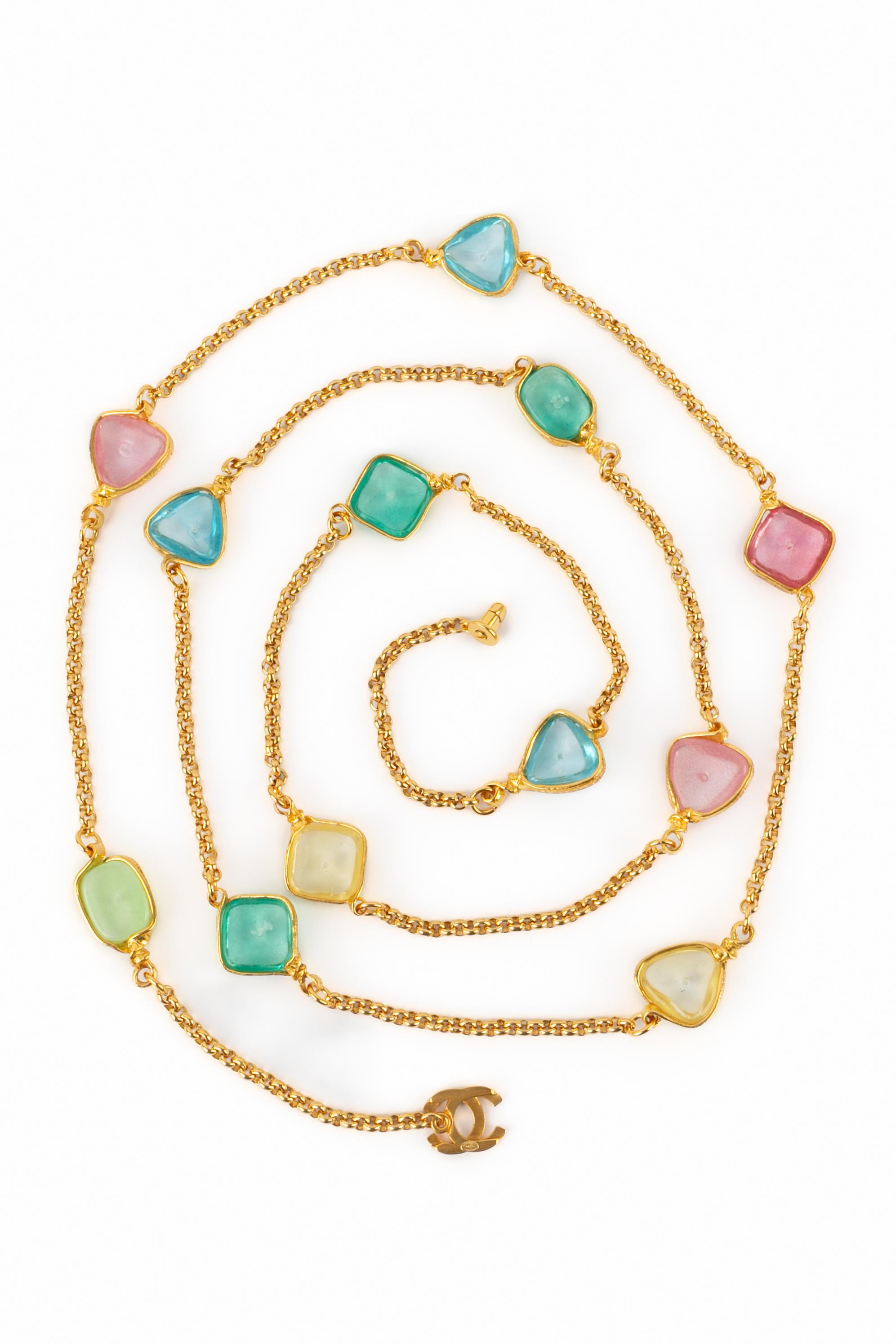 Chanel pastellfarbenes Collier Frühjahr 1996 Damen im Angebot