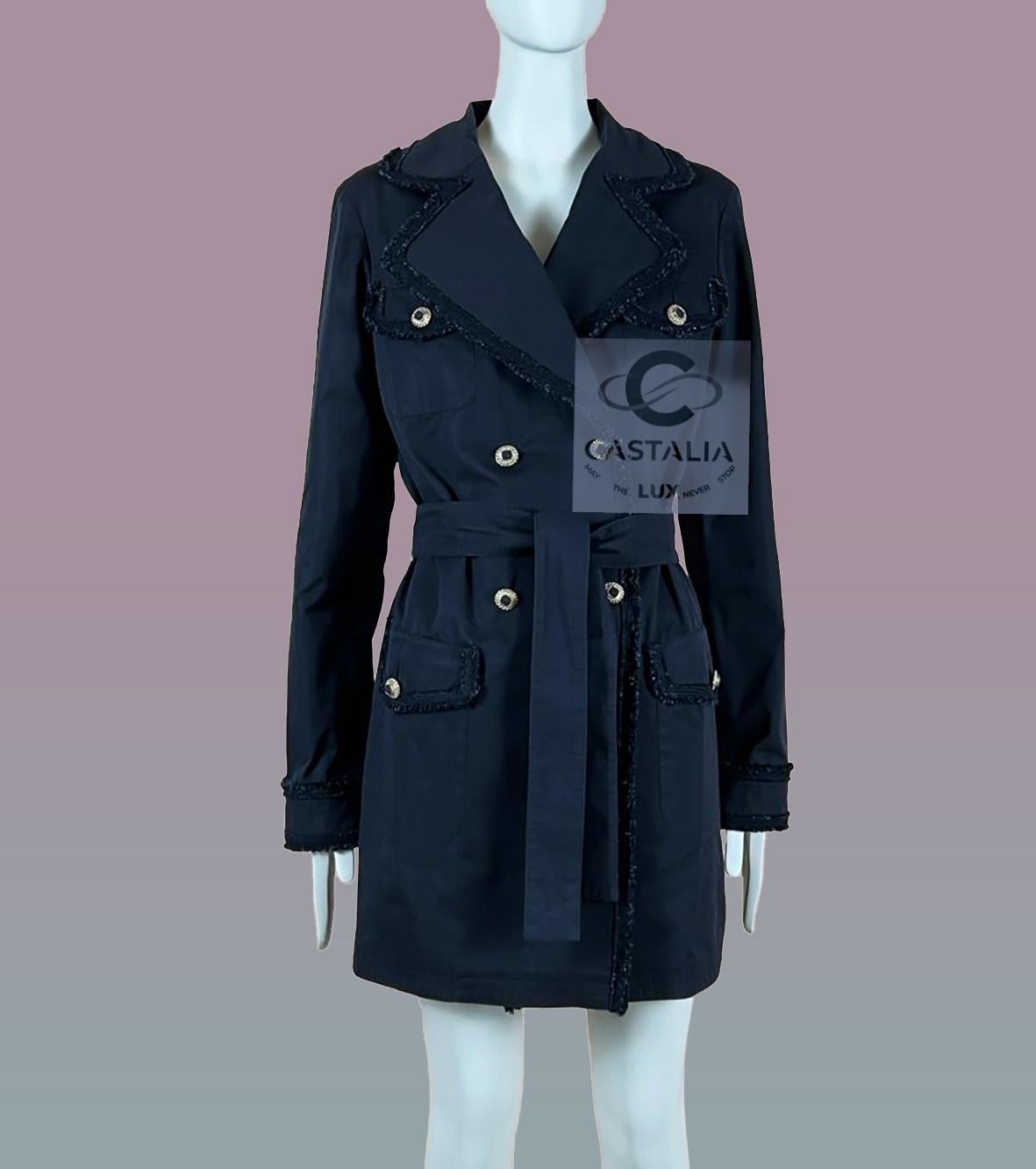 Chanel Trench noir Pastoral avec boutons CC Gripoix 34 FR Unisexe en vente