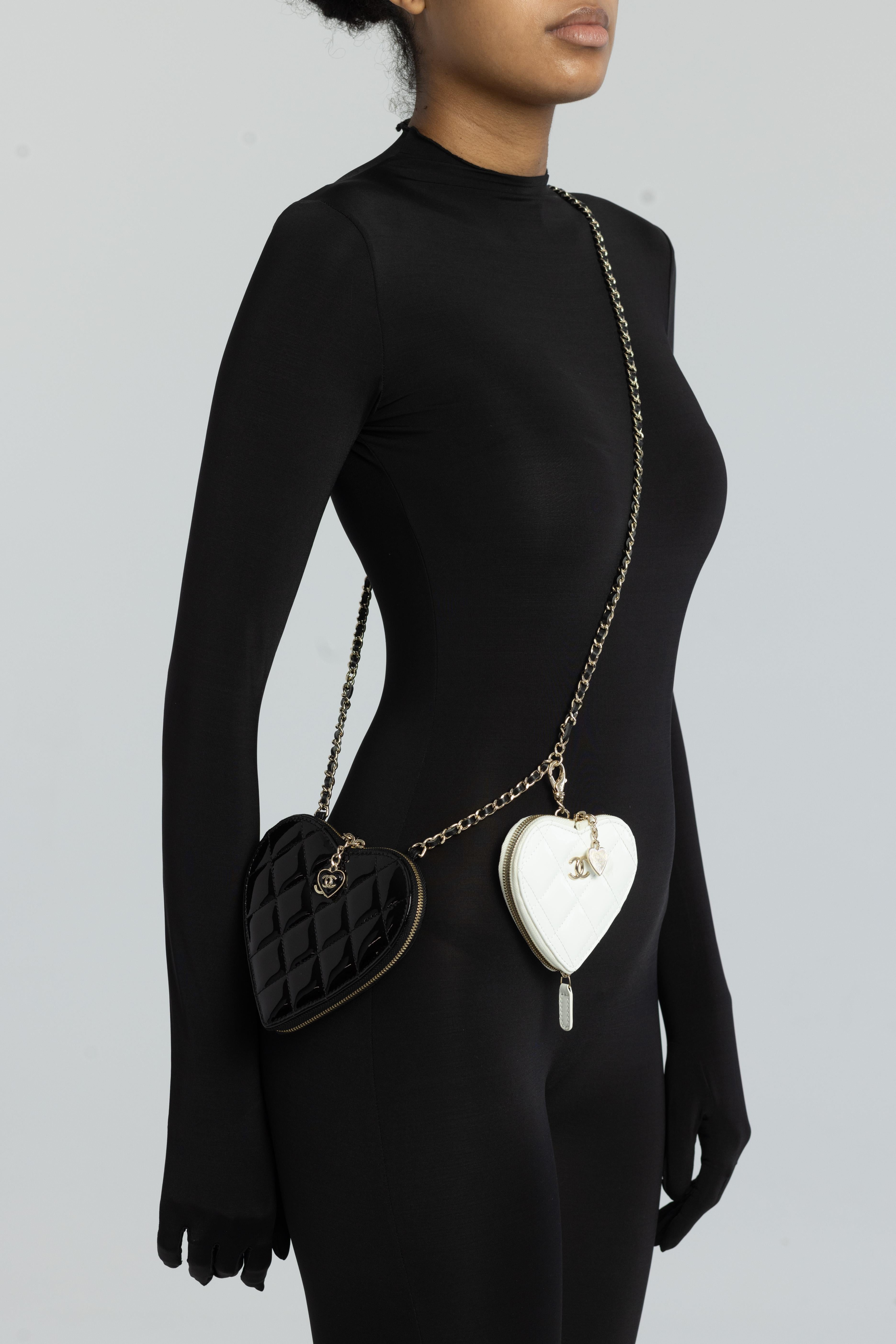 Chanel Patent Black White Double Heart Shoulder Bags In Excellent Condition For Sale In Montreal, Quebec
