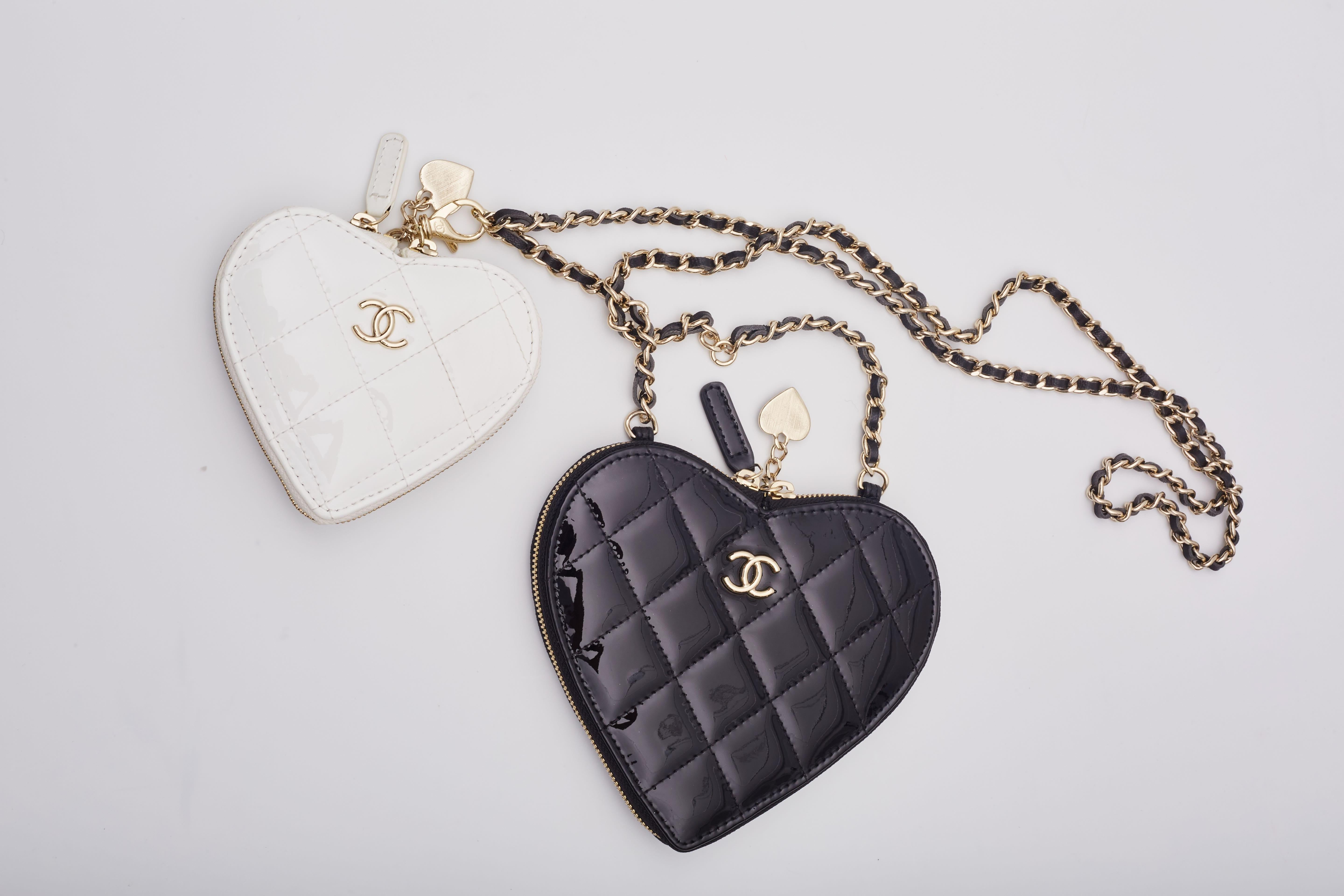 Chanel Patent Black White Double Heart Shoulder Bags For Sale 2