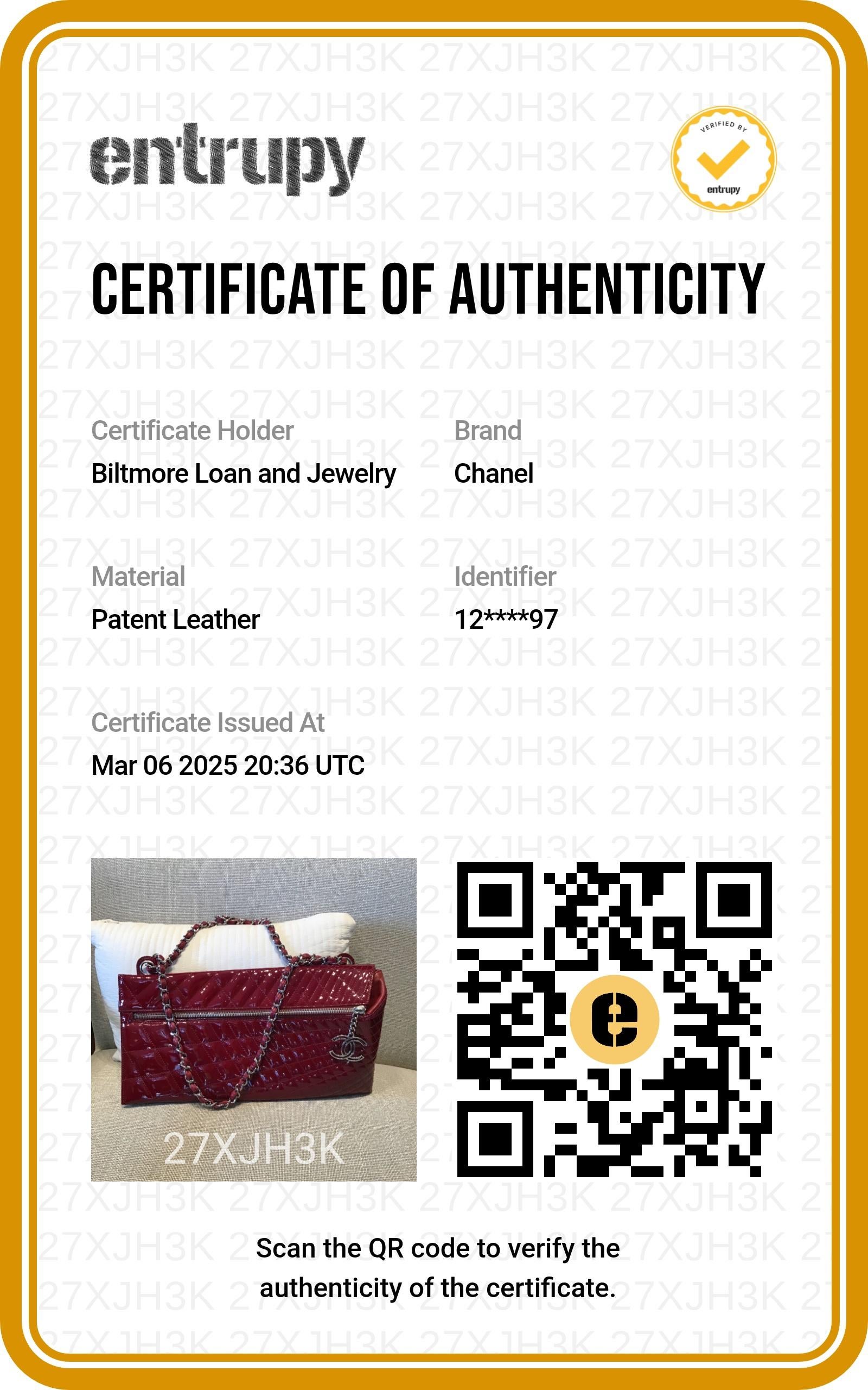 Chanel Patent Geometric Quilted Kaleidoscope Clutch For Sale 3