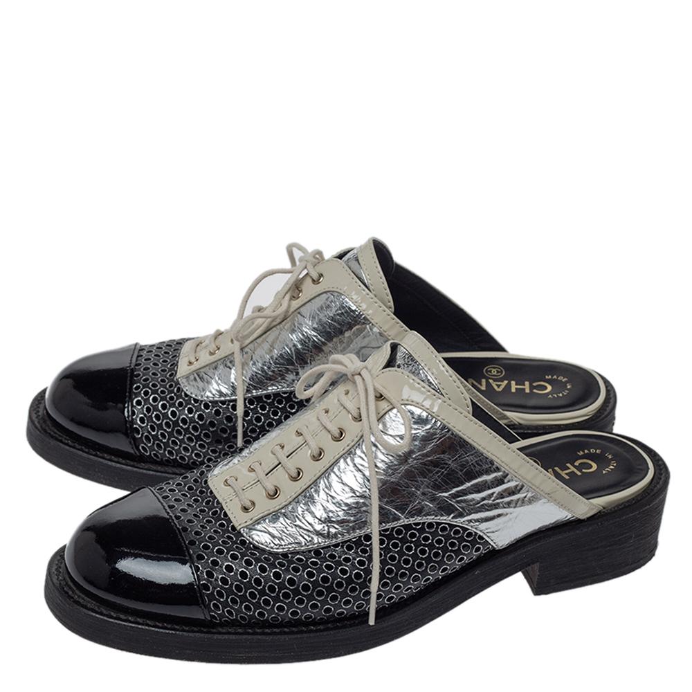 Chanel Patent Leather And Foil Lazer Cut Cuba Cruise Oxford Mules Size 39.5 1