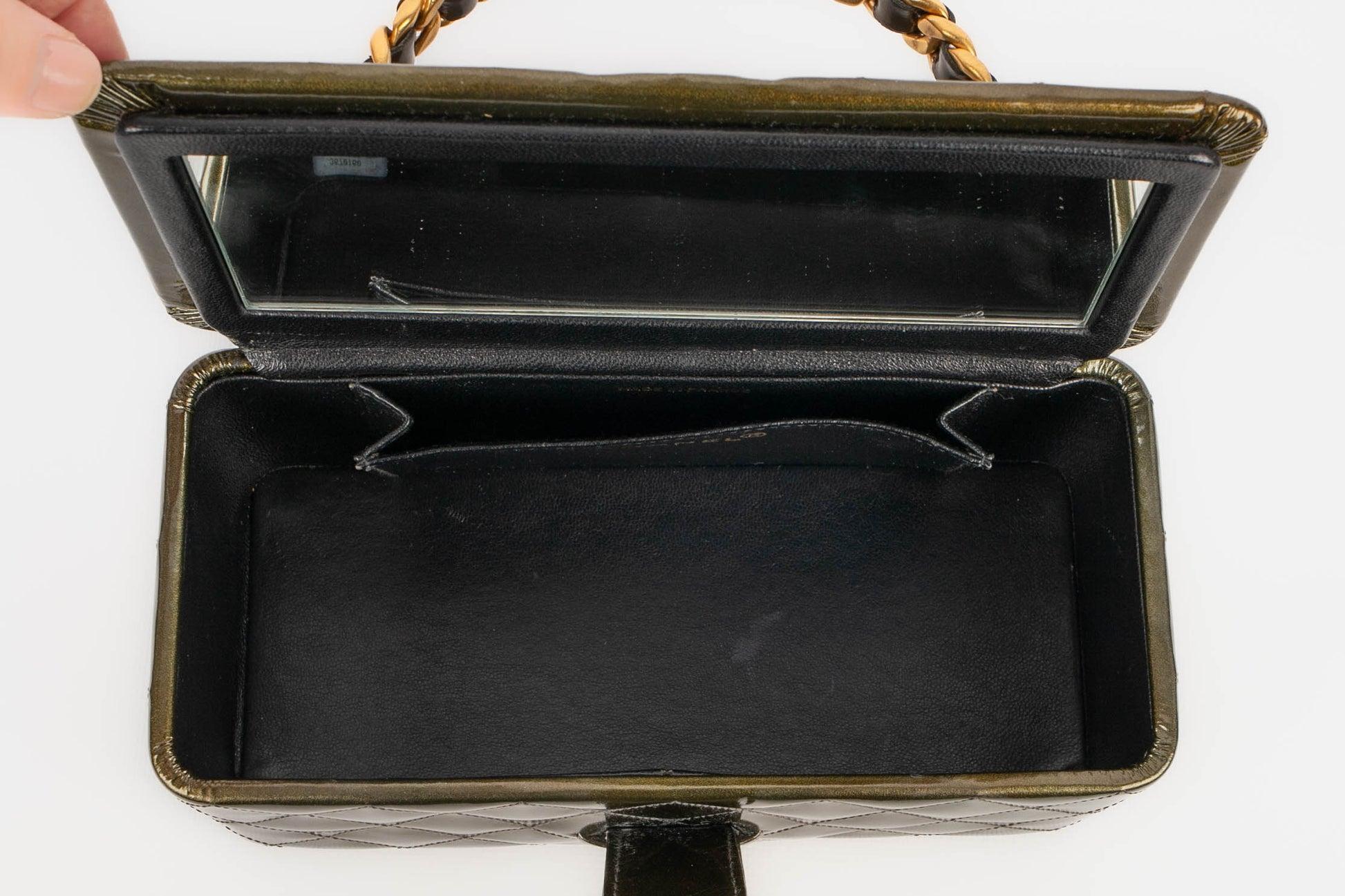 Chanel Quilted Patent Leather Bag, 1994-1996 For Sale 5