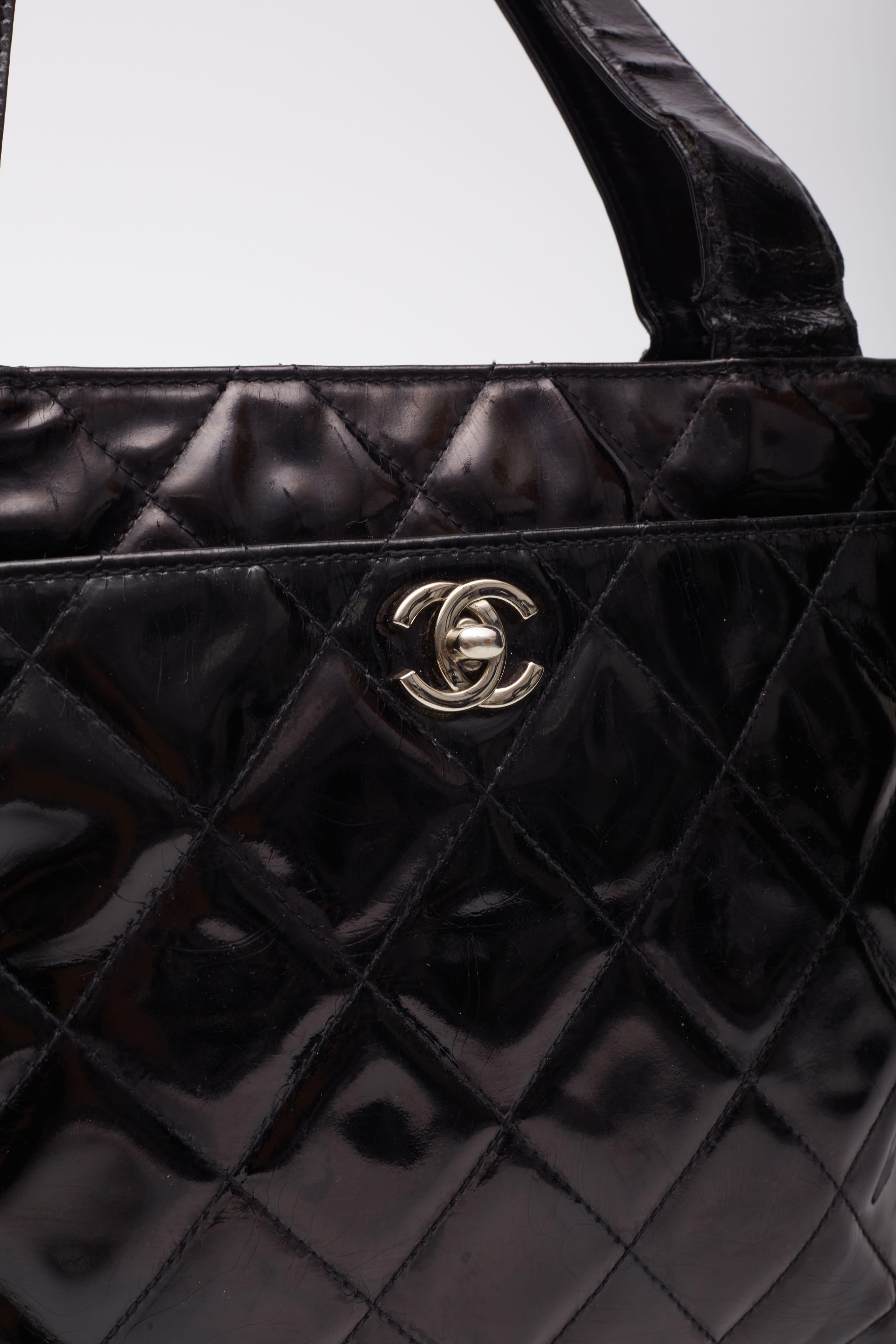 Chanel Patent Quilted Leather Black CC Bowling Bag For Sale 5