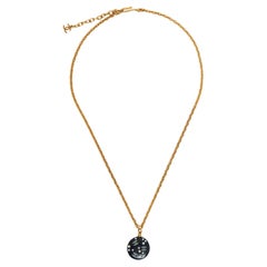 Chanel PE2003 Collier SS2003 Navy Pearly CC Pendant on chain