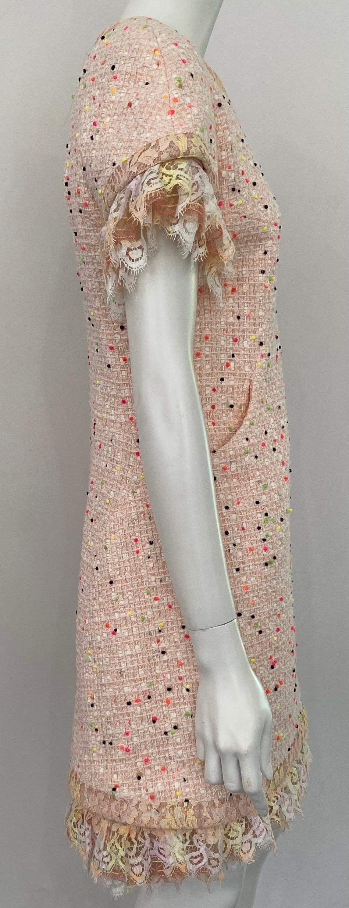 Chanel Peach and multi dot tweed Dress with removable lace detail - Sz 36 1