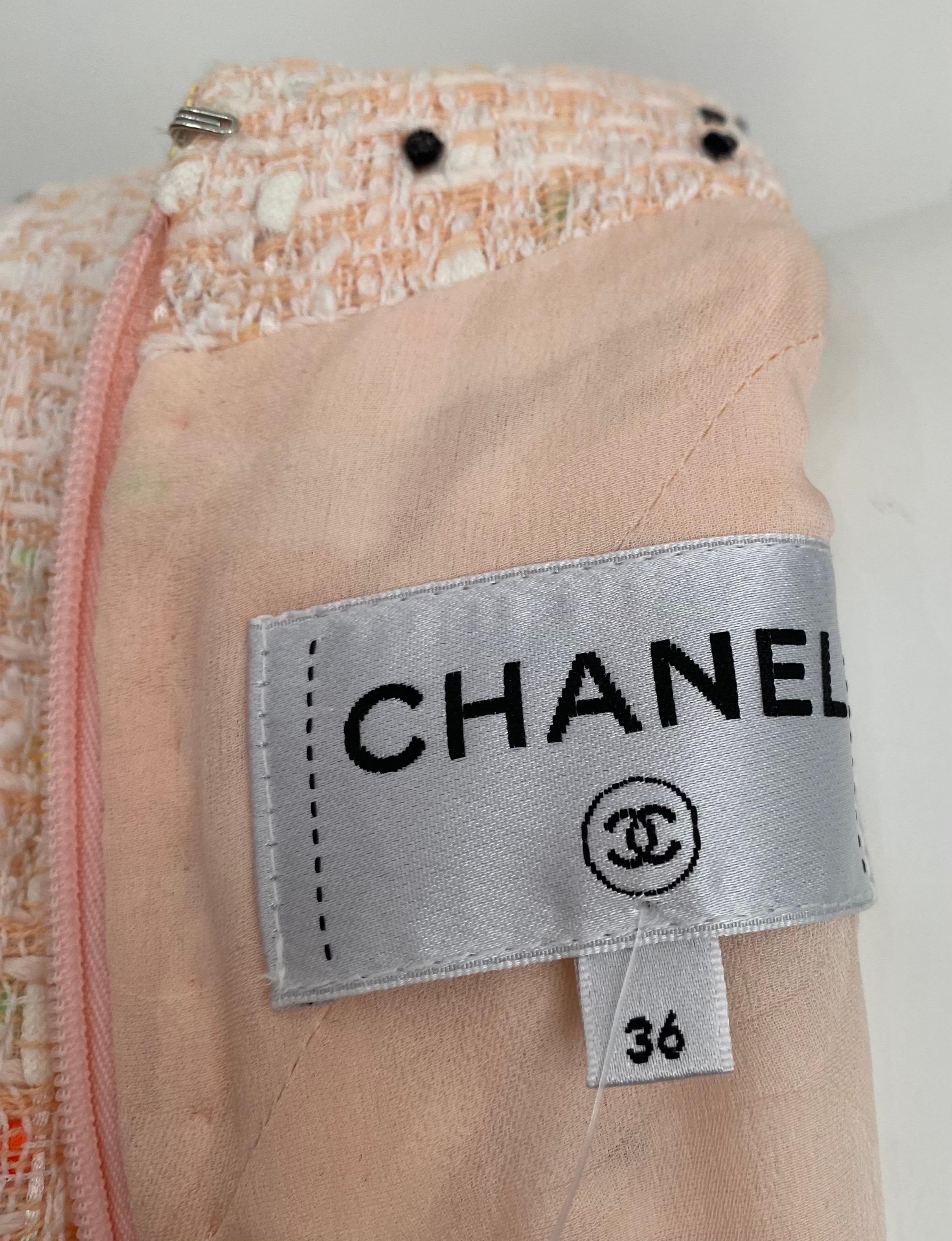 Chanel Peach and multi dot tweed Dress with removable lace detail - Sz 36 4