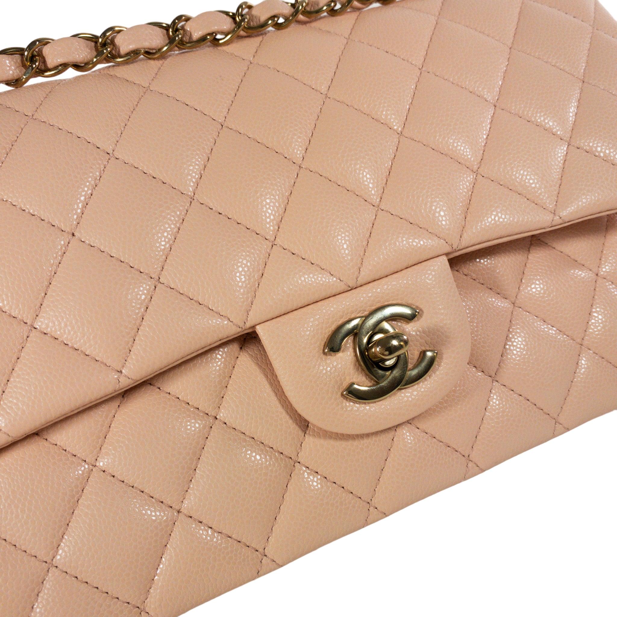 Women's Chanel Peach Caviar Medium Flap GHW Bag For Sale